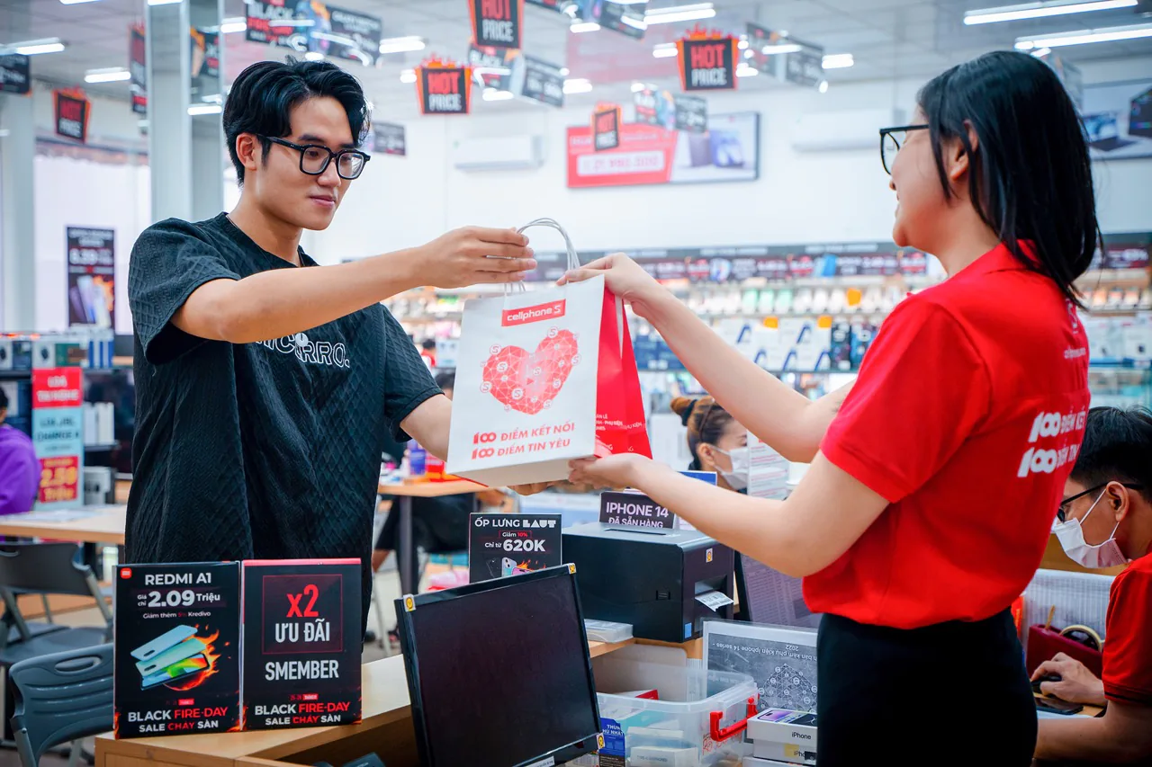 CellphoneS tung loạt deal sản phẩm giảm giá cháy sàn dịp Black Fire-day