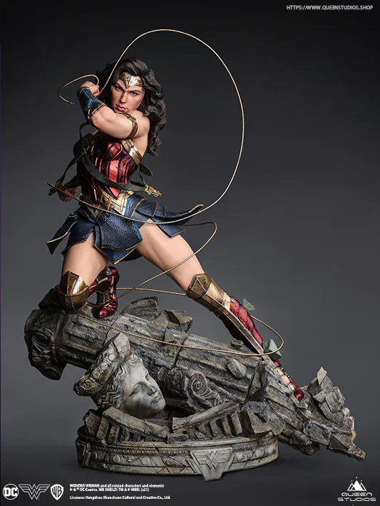 Loạt mô hình siêu anh hùng Marvel và DC sống động như bản gốc