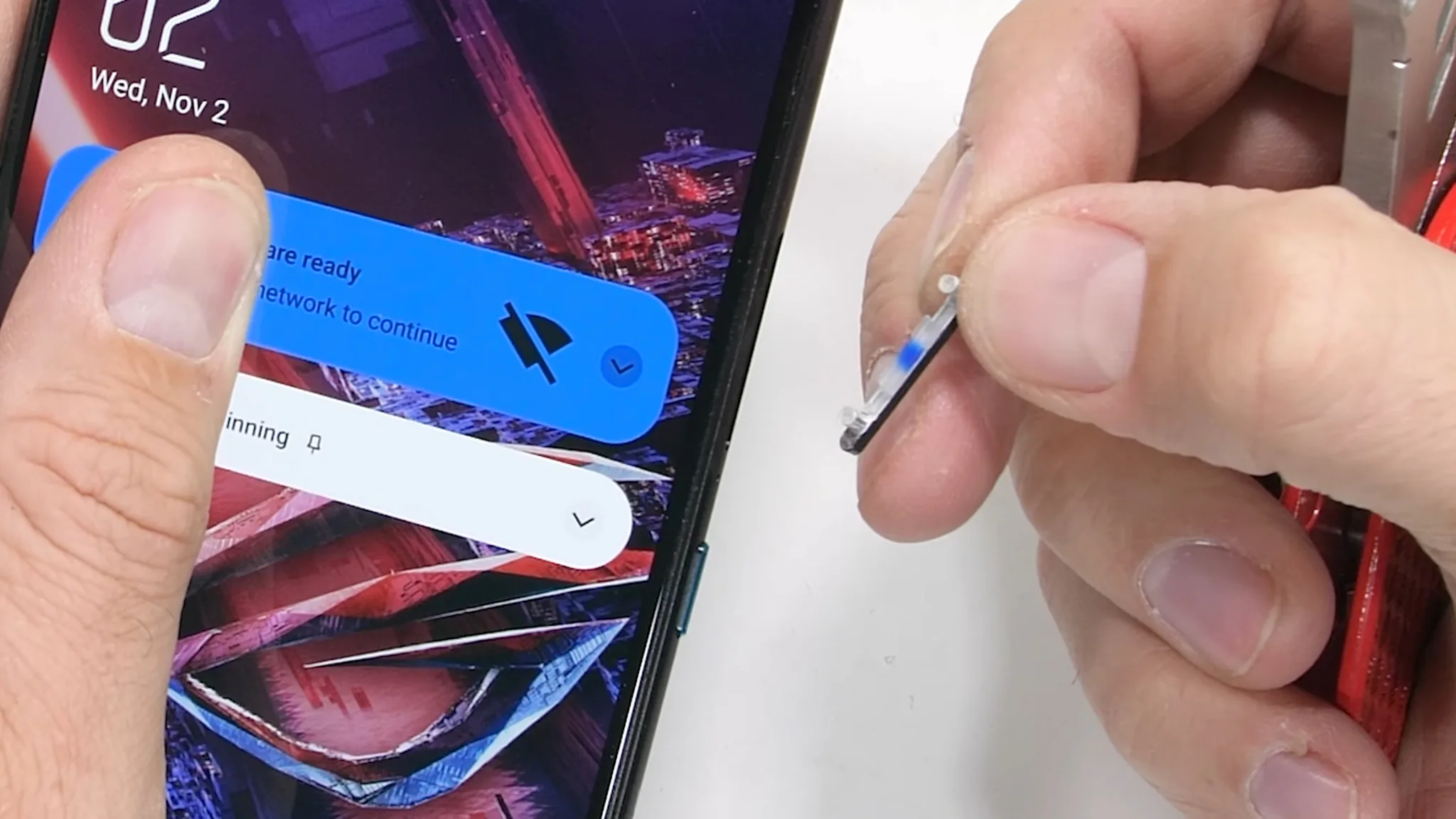 Thử nghiệm độ bền ASUS ROG Phone 6 Pro: Cong vẹo sau màn test độ cứng