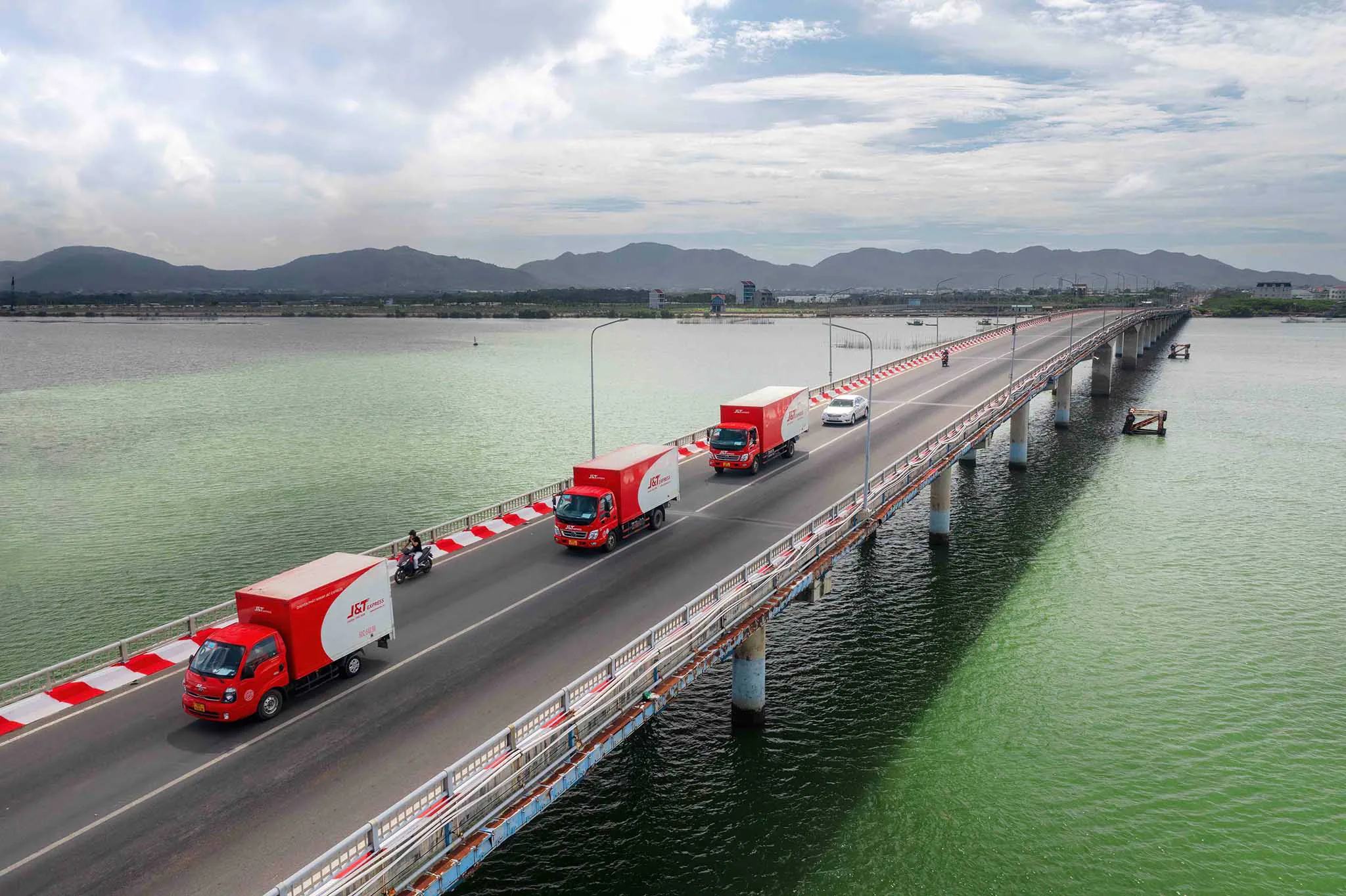 J&T Express: “Cạnh tranh bằng chất lượng dịch vụ là chiến lược lâu dài”