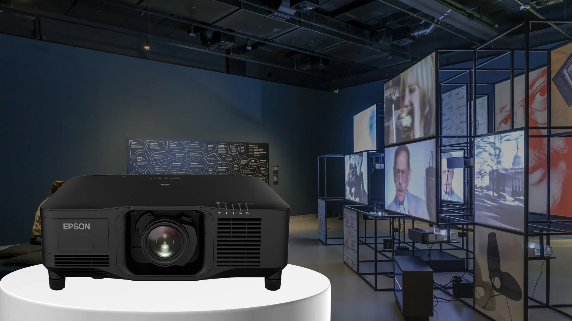 Epson chính thức ra mắt máy chiếu 20,000 lumen nhỏ nhất và nhẹ nhất thế giới