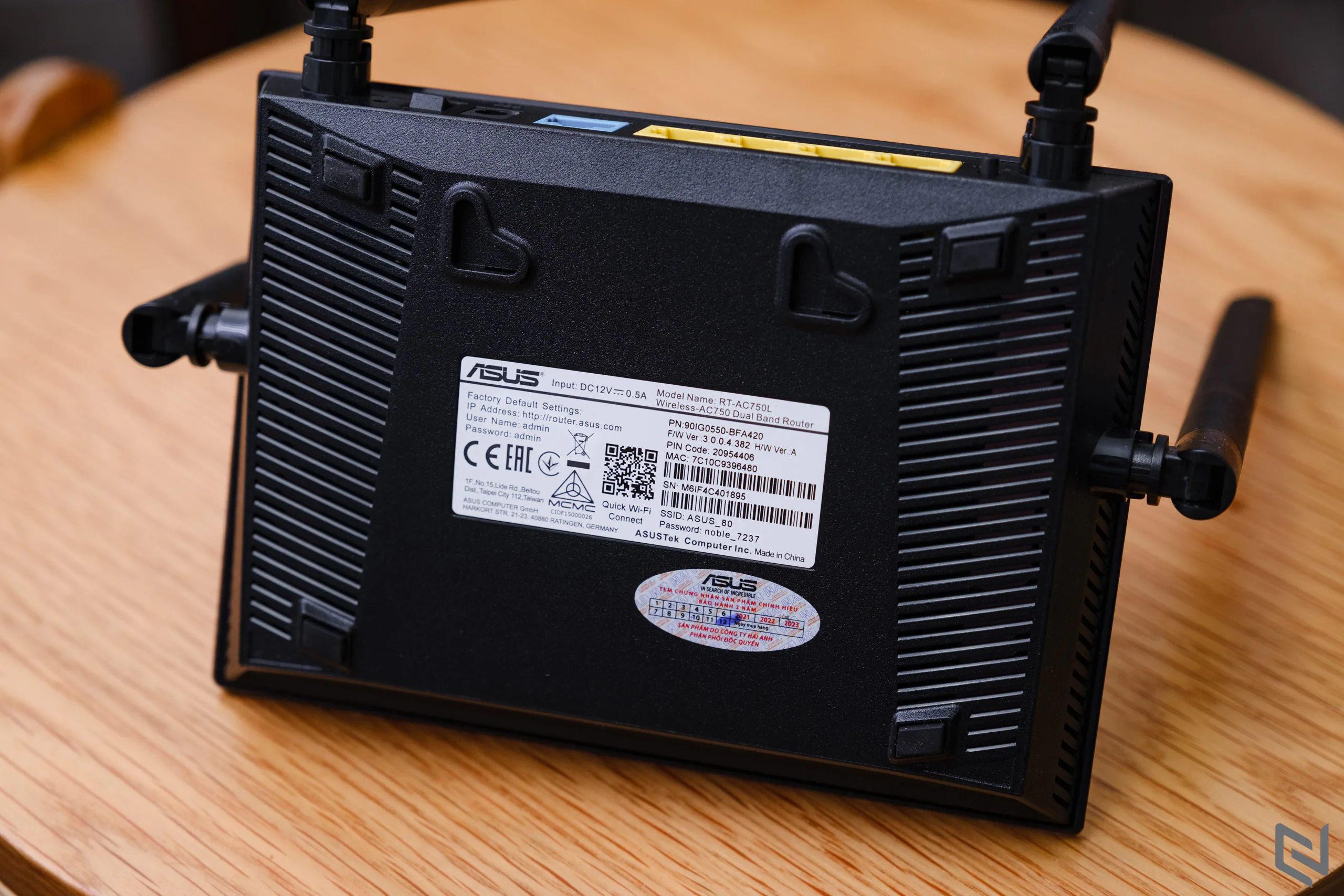 Trên tay router ASUS RT-AC750L: Hai băng tầng tốc độ vừa đủ, thêm giải pháp quản lý con trẻ cho phụ huynh