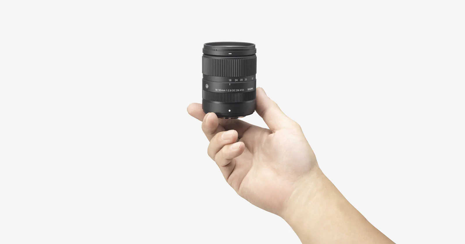 Sigma 18-50mm F2.8 DC DN cho Fujifilm ra mắt, giá bán 12 triệu