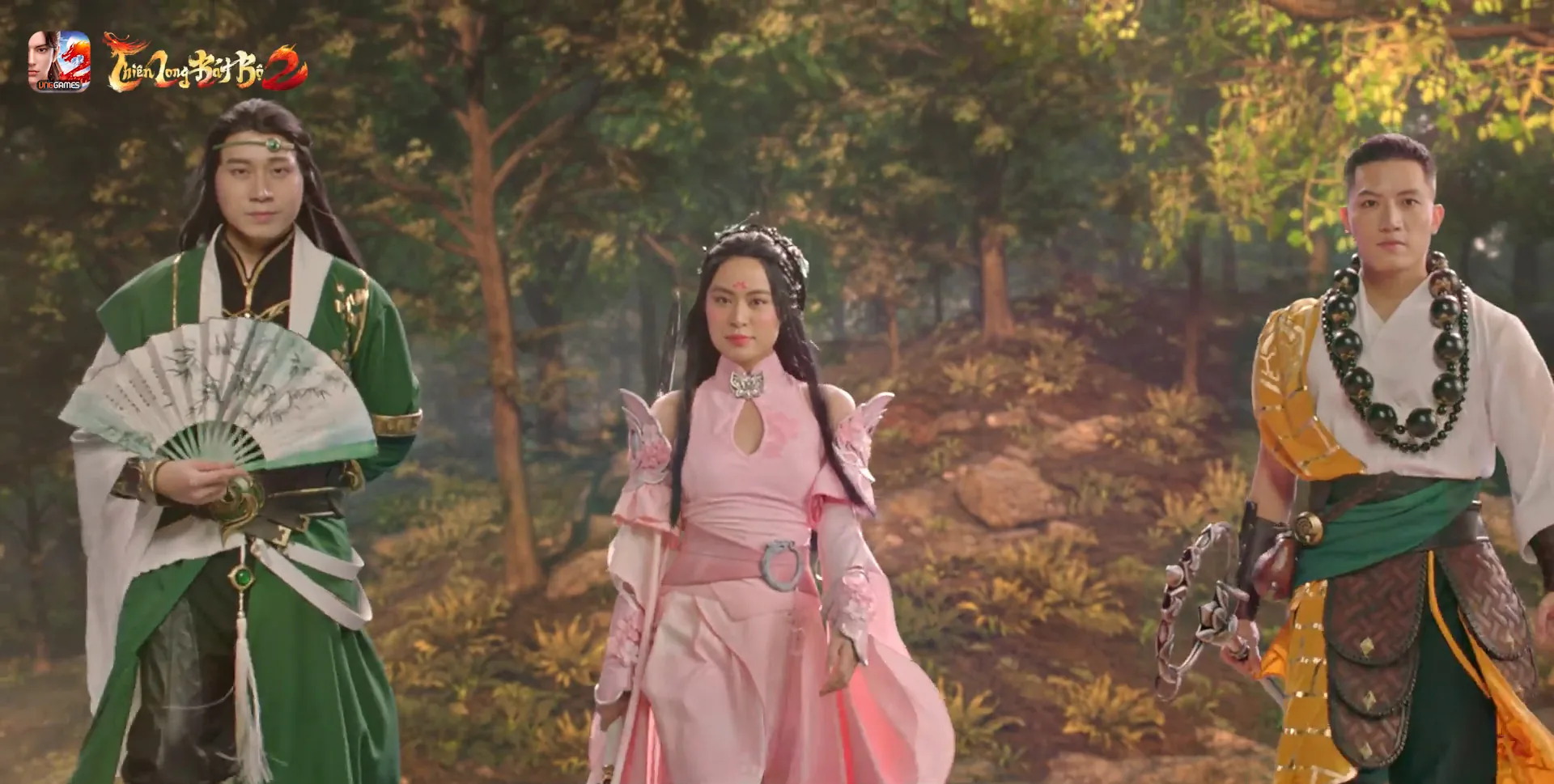 Karik, Anh Tú và Hoàng Thùy Linh “kề vai sát cánh” trong TVC Thiên Long Bát Bộ 2 VNG