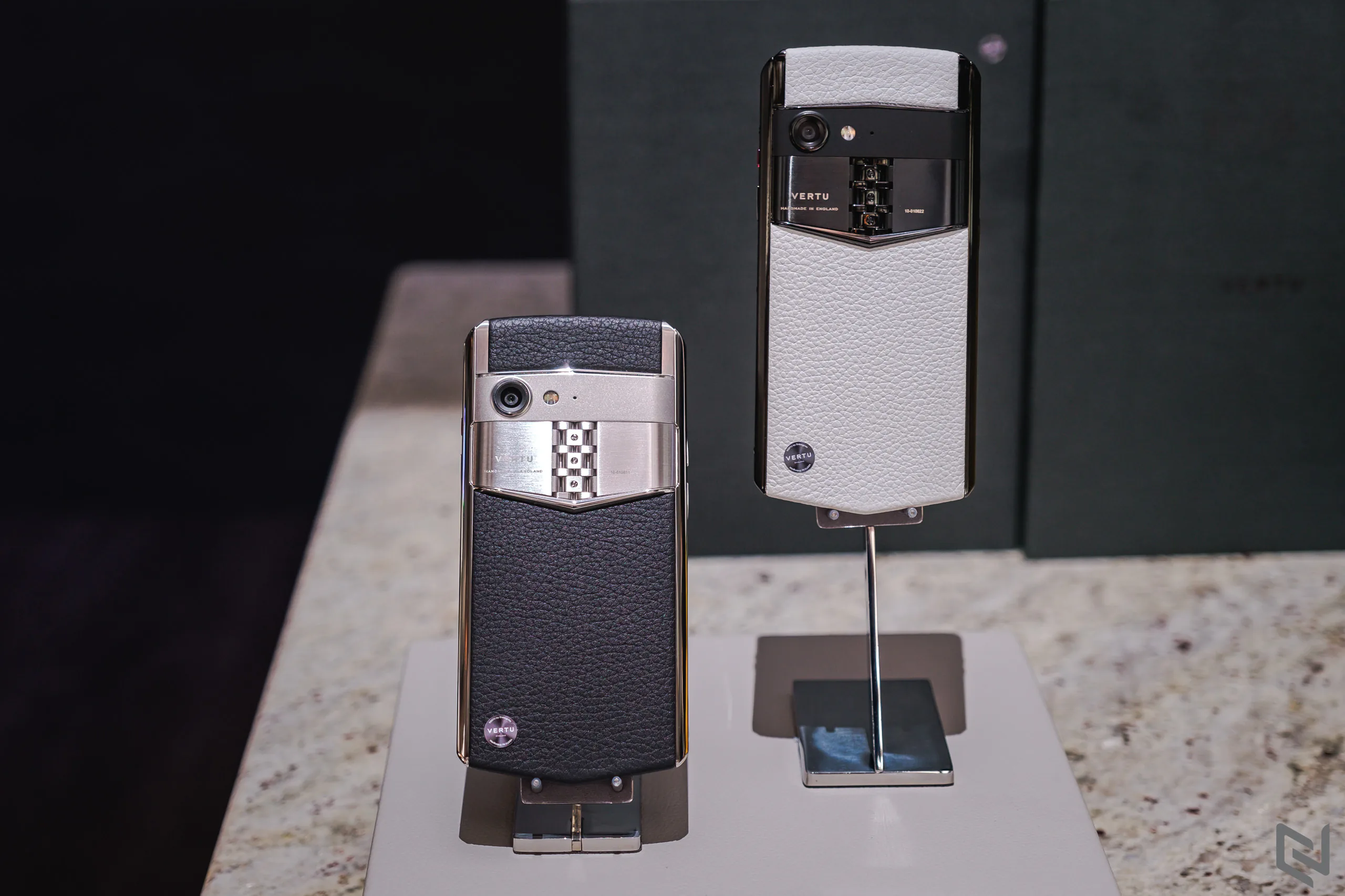 Di Động Việt ký kết hợp tác với Vertu Global, độc quyền phân phối Vertu chính hãng tại Việt Nam