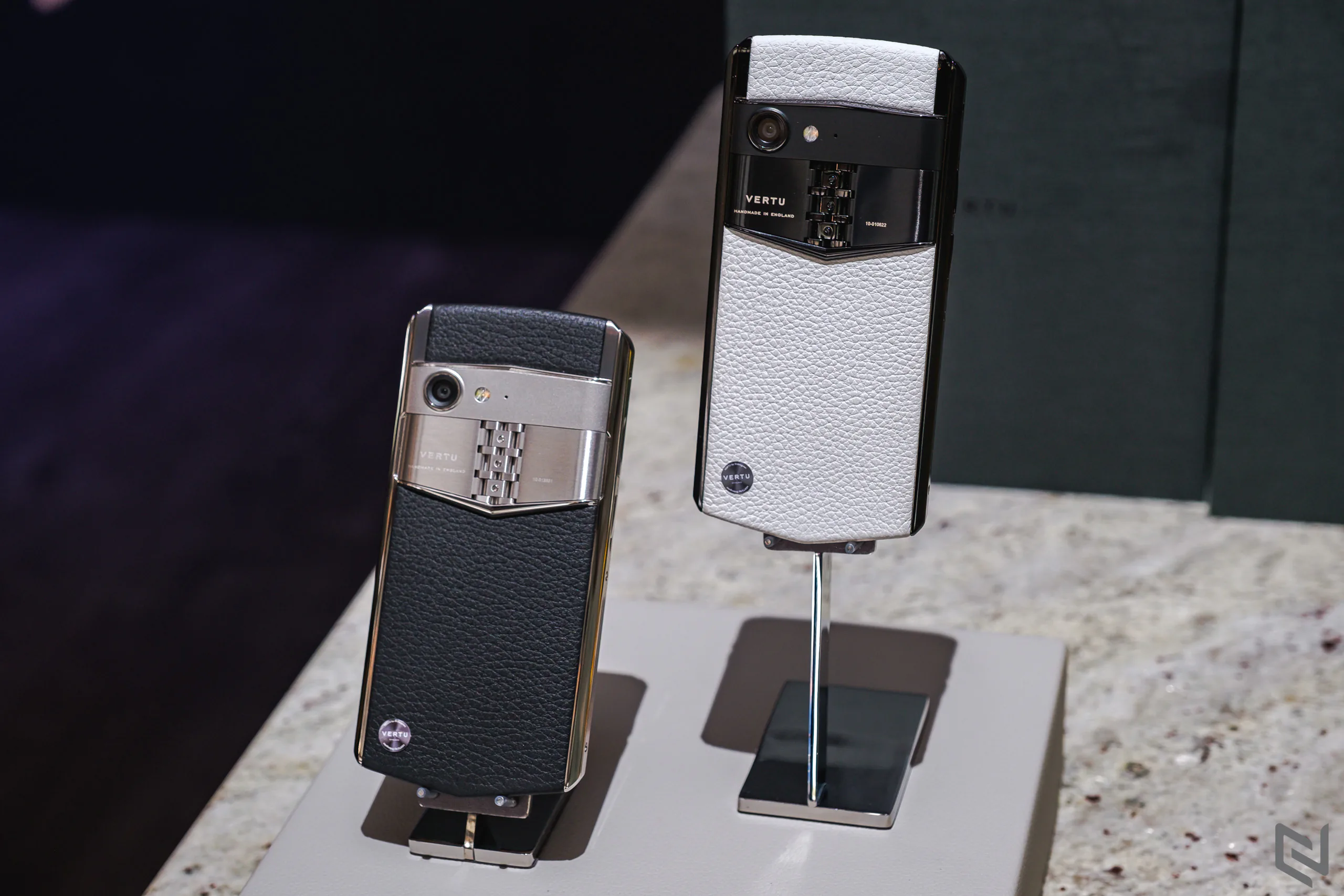 Di Động Việt ký kết hợp tác với Vertu Global, độc quyền phân phối Vertu chính hãng tại Việt Nam