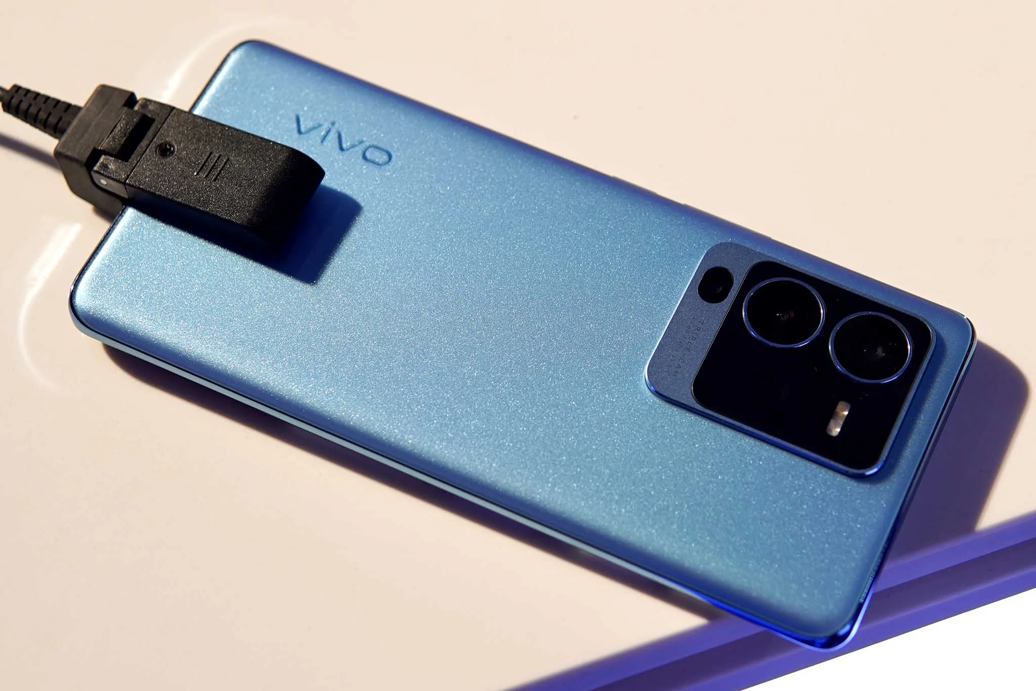Vivo tổ chức sự kiện xem bóng đá “Shoot Bật Chất Cool – Cuốn Cùng World Cup” kết nối hàng ngàn người yêu công nghệ và fan hâm mộ bóng đá