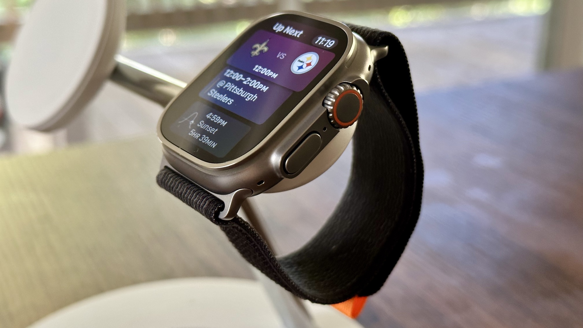 Apple hoãn trang bị công nghệ màn hình Micro-LED cho Apple Watch