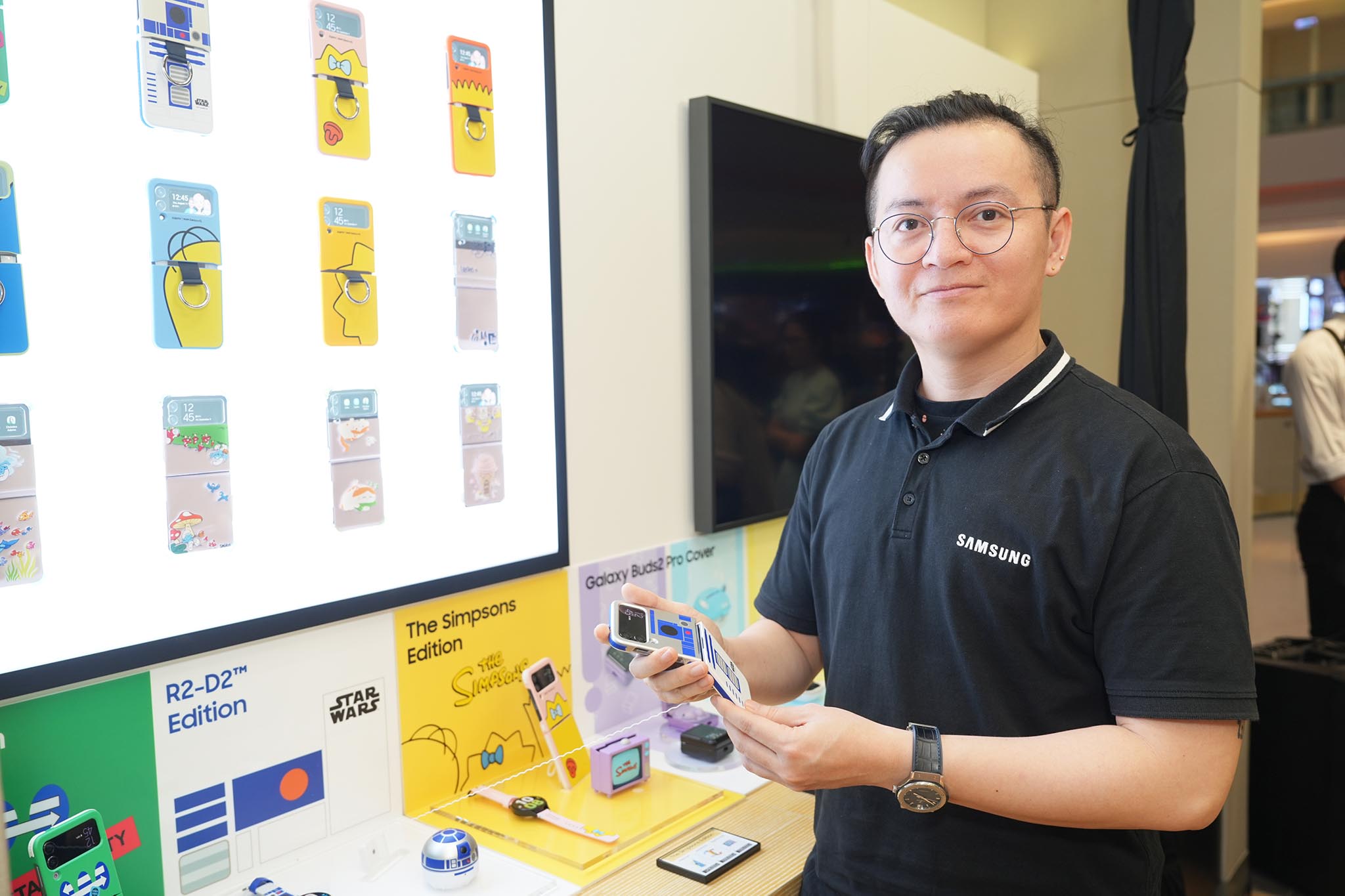 Samsung chinh phục giới trẻ Hà Nội với không gian phụ kiện “Cá nhân hóa cùng Galaxy” tại chuỗi cửa hàng trải nghiệm Samsung