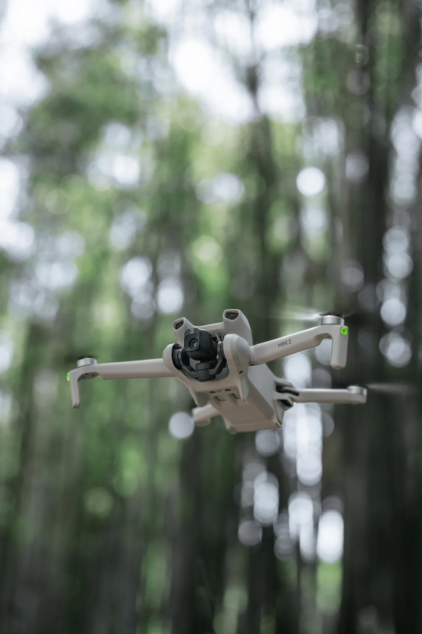 DJI Mini 3 ra mắt: Trọng lượng 249g phù hợp cho mọi đối tượng, hỗ trợ nhà sáng tạo nội dung ở mọi nơi