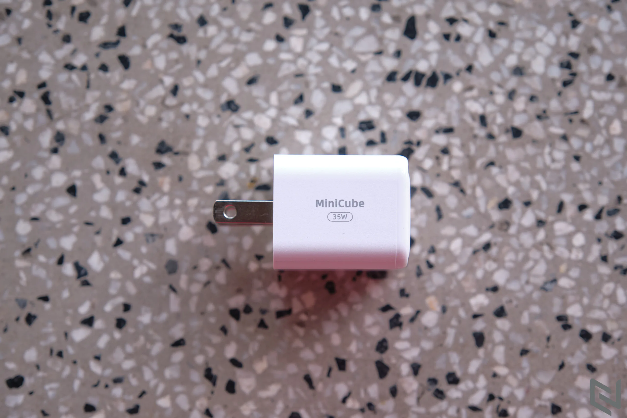 Trên tay sạc nhanh Innostyle MiniCube GaN II 35W 2 cổng