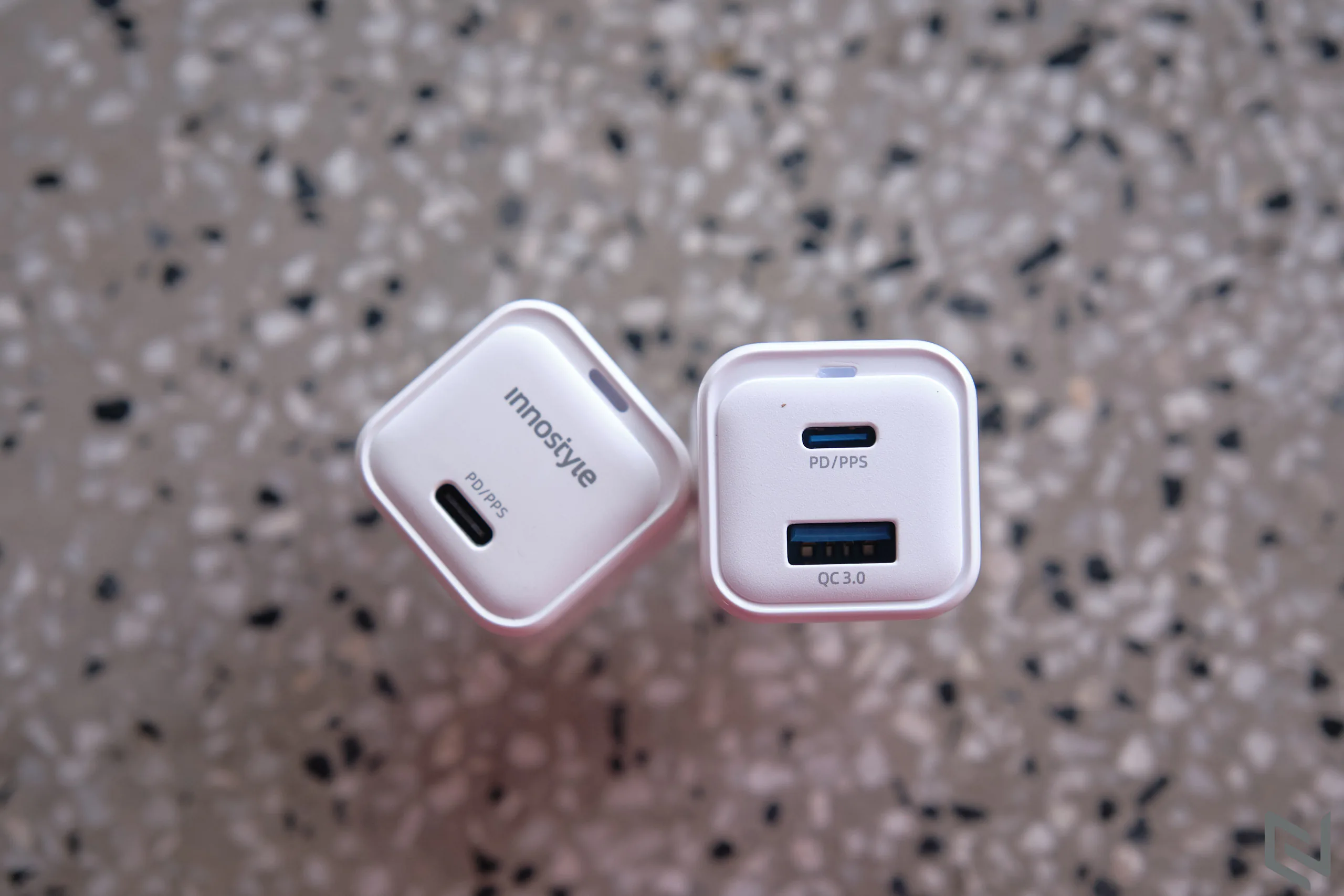 Trên tay sạc nhanh Innostyle MiniCube GaN II 35W 2 cổng