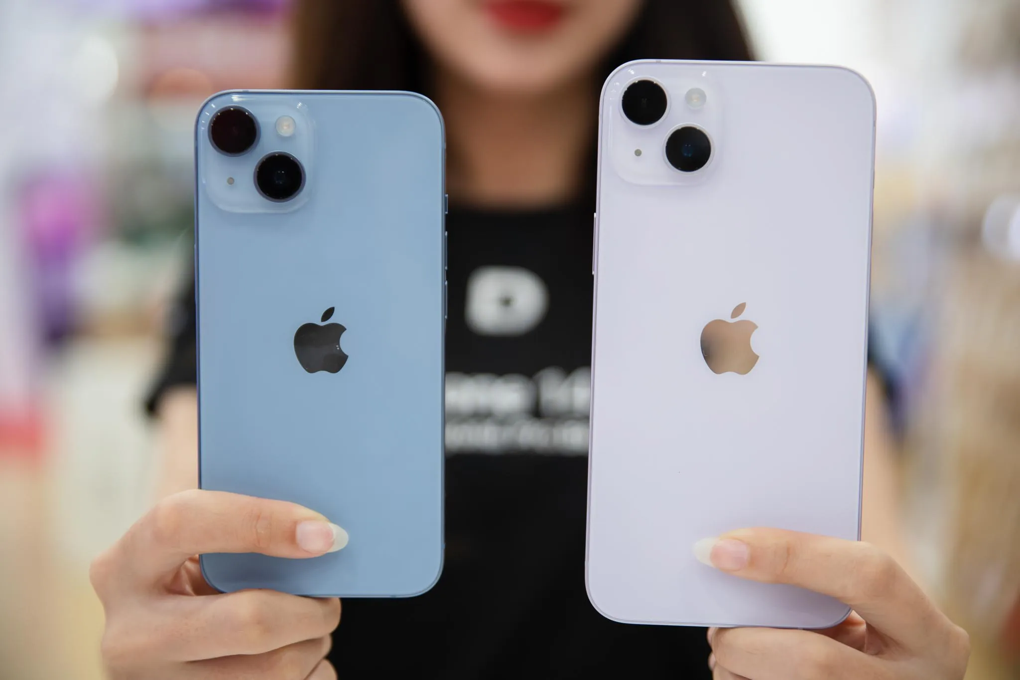 iPhone 14 series VN/A giảm mạnh, đại lý bán lẻ đủ hàng phục vụ Tết