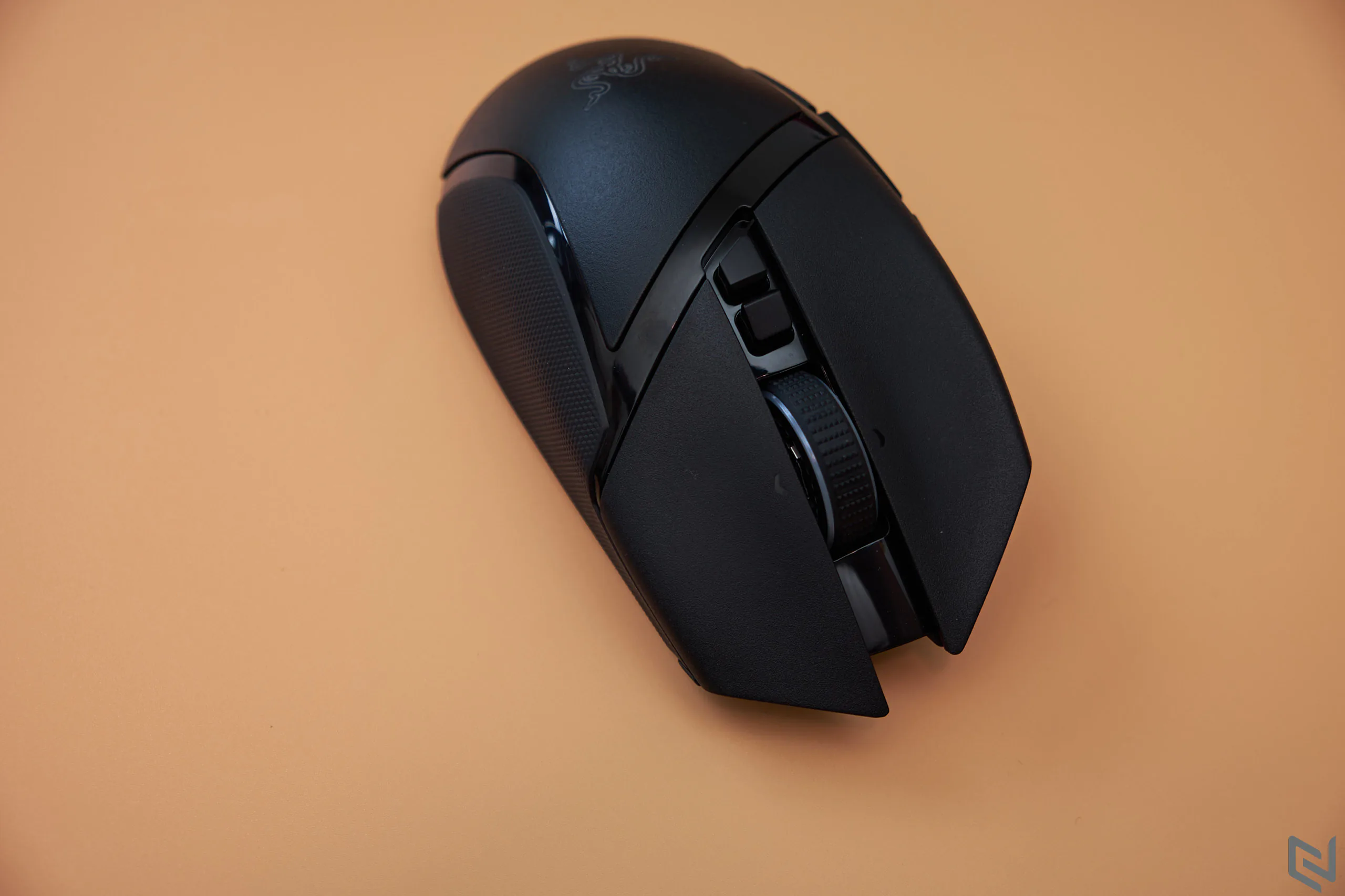 Đánh giá chuột chơi game không dây Razer Basilisk V3 Pro - Hoàn thiện hơn với kết nối không dây và cảm biến Focus Pro 30K mới