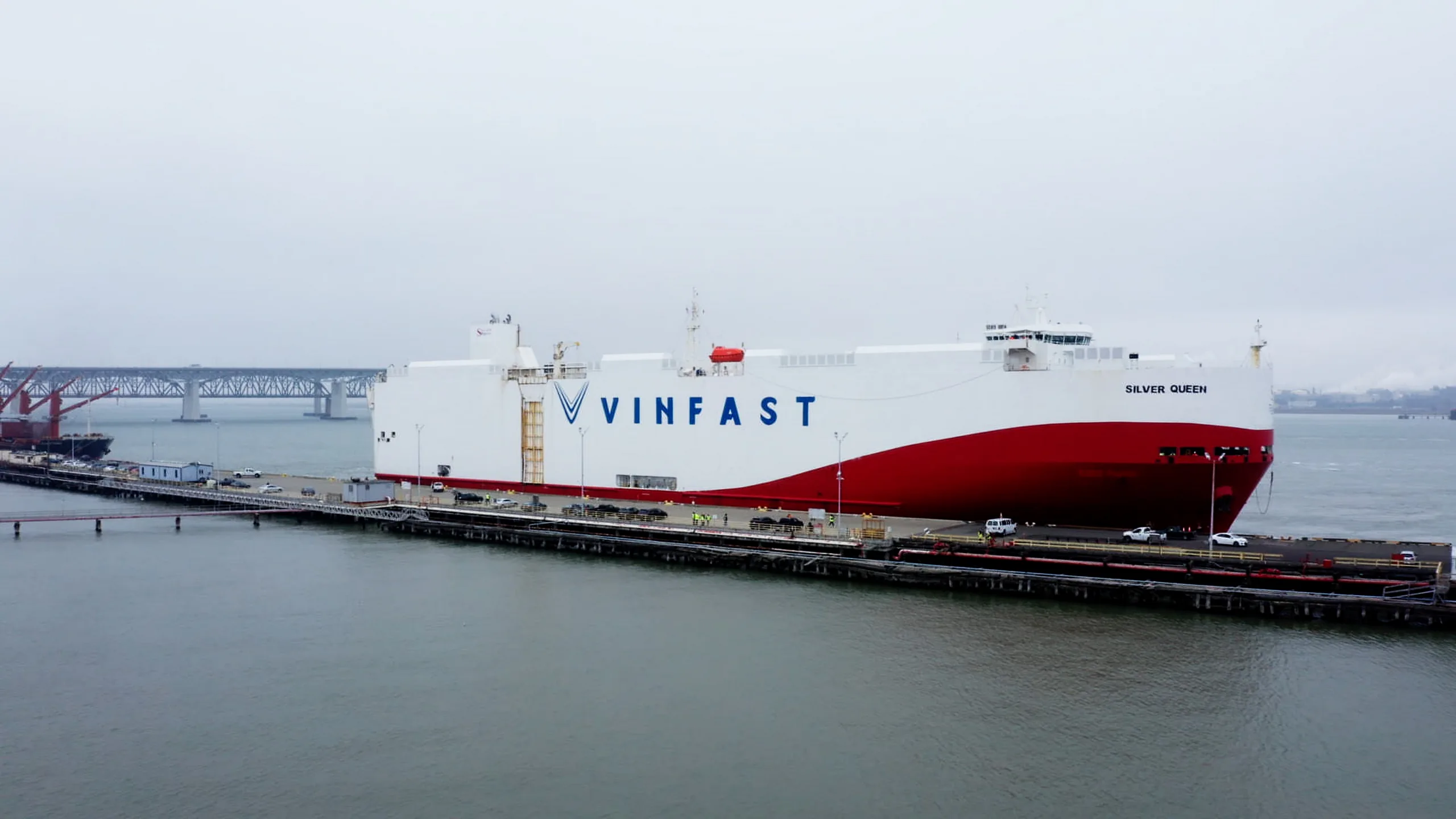 Lô xe đầu tiên cập cảng California - VinFast nhận giấy phép bán hàng tại Mỹ