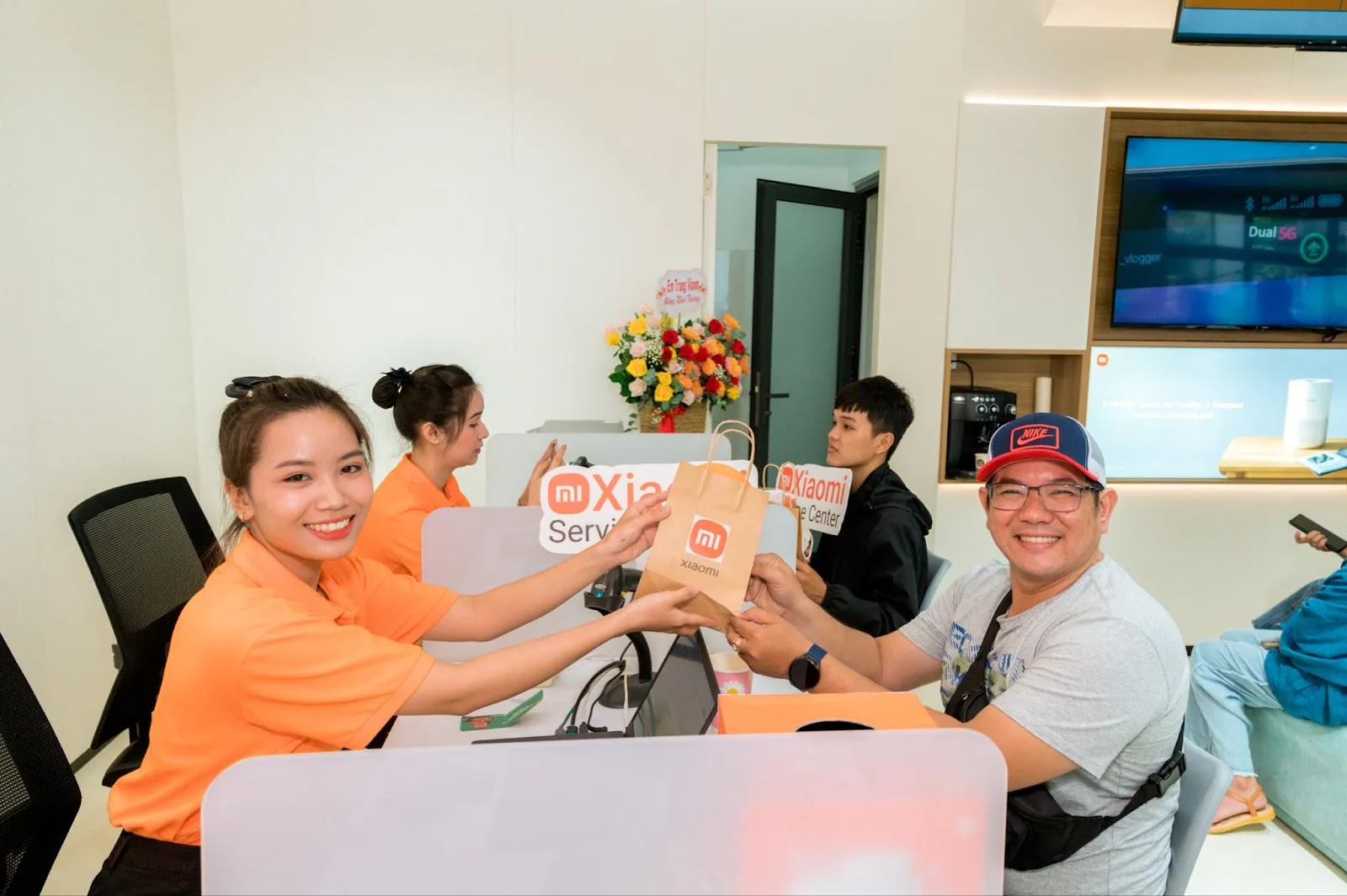 Xiaomi Việt Nam khai trương Trung tâm bảo hành thứ 32 tại Cần Thơ