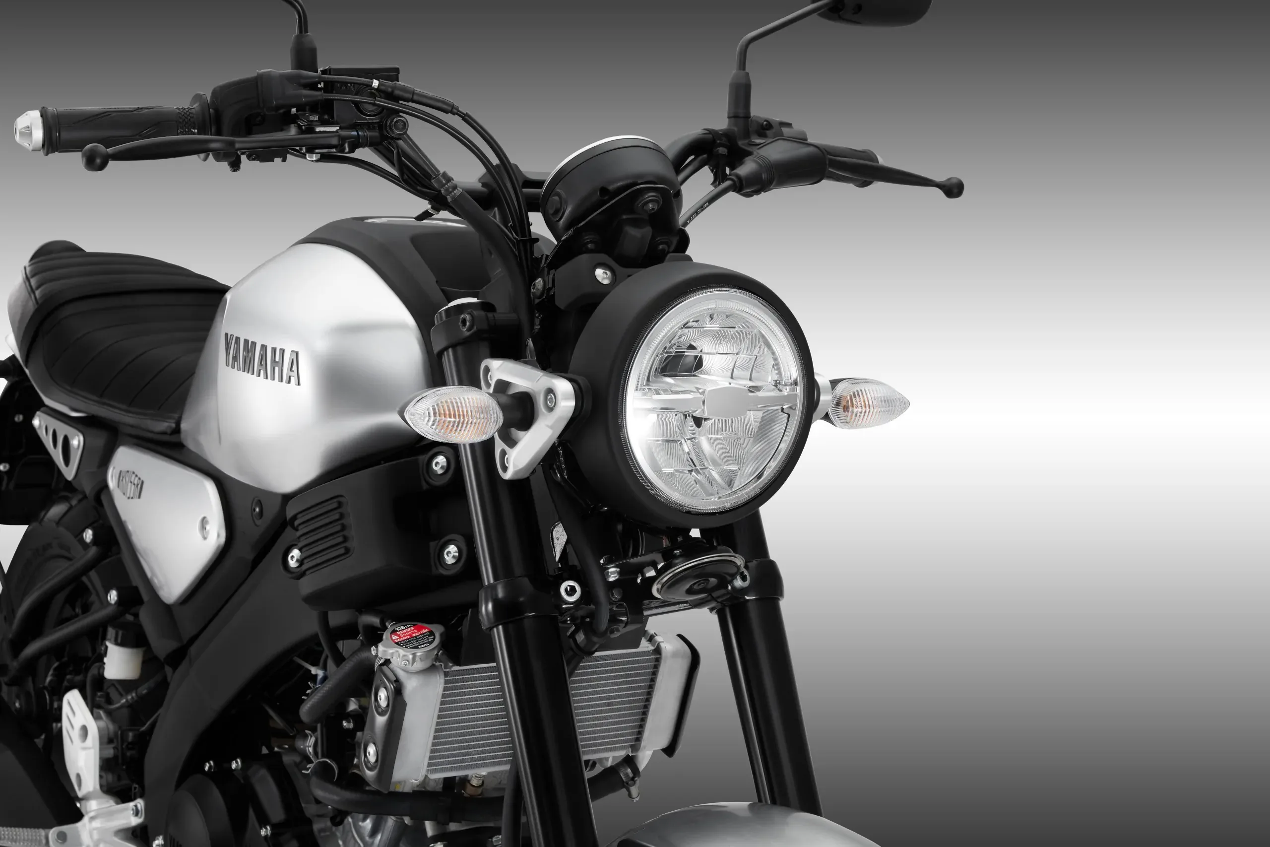 Yamaha Việt Nam chính thức ra mắt và phân phối chính hãng xe XS155R