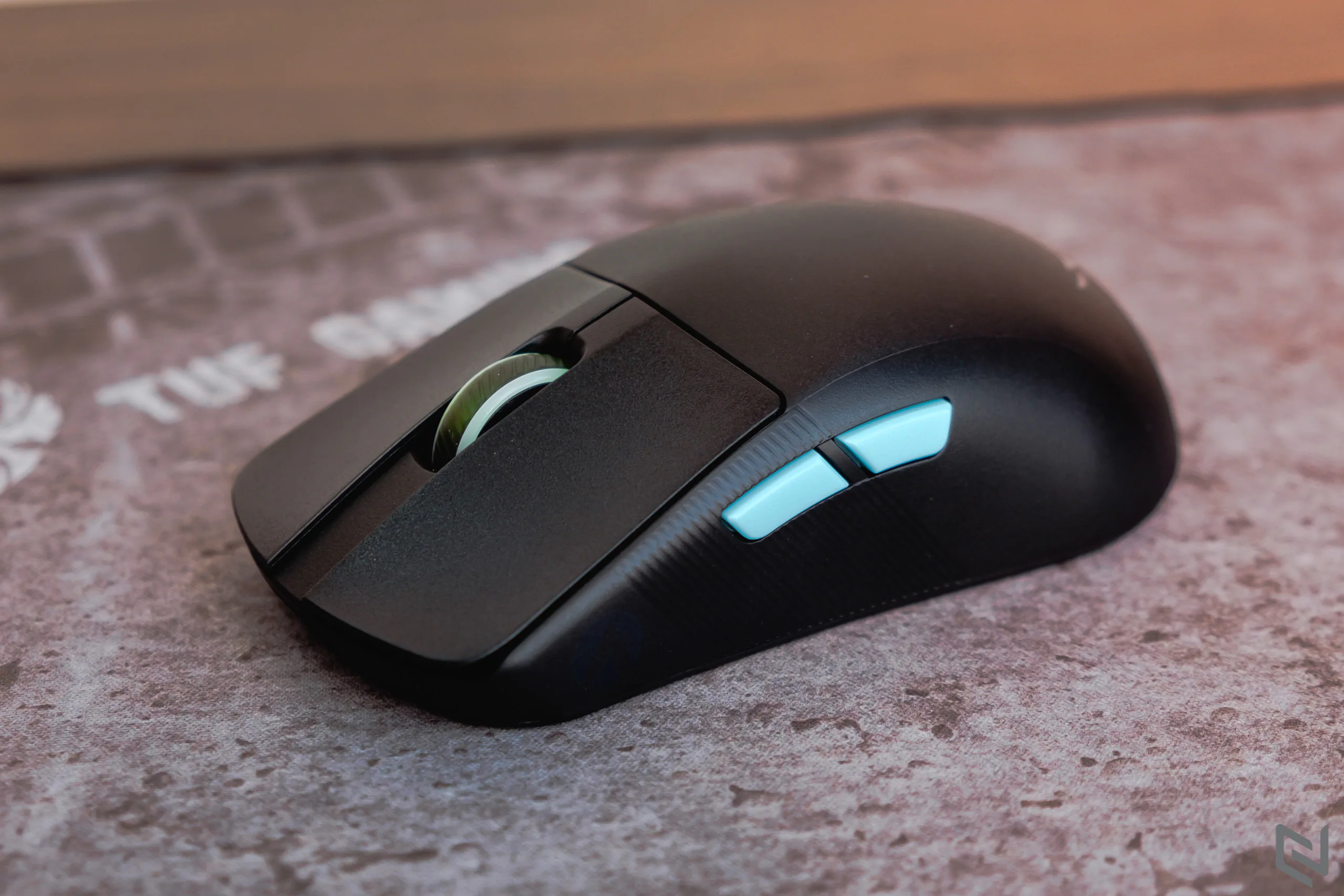 Đánh giá chuột ASUS ROG Harpe Ace phiên bản Aim Lab Edition: Trọng lượng nhẹ, cảm biến nhạy, tối ưu cho game thủ FPS