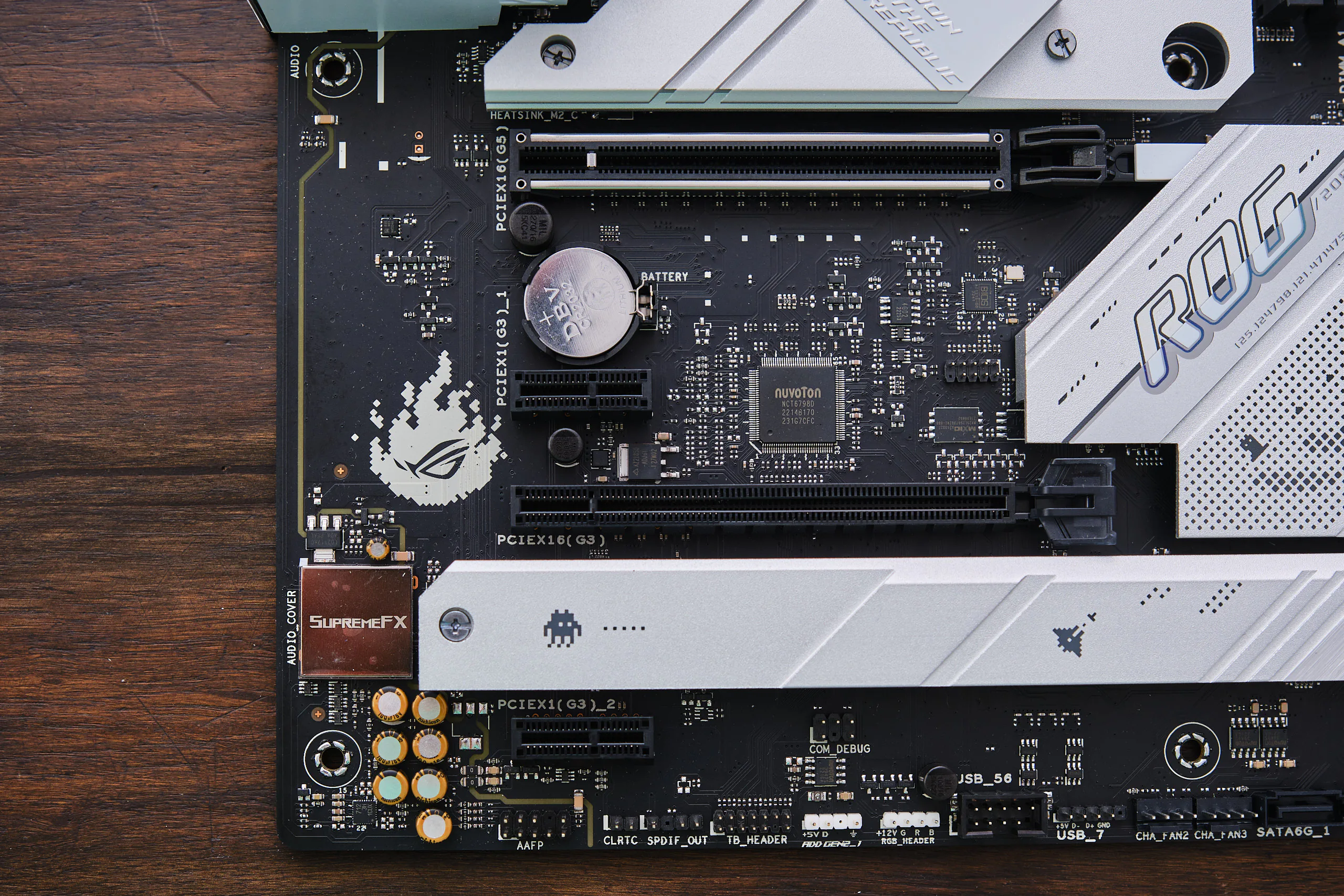 Trên tay bo mạch chủ ASUS ROG STRIX B760-A Gaming WiFi D4: Kích thước ATX với thiết kế đẹp mắt, hiệu năng mạnh mẽ hỗ trợ CPU Intel thế hệ 13
