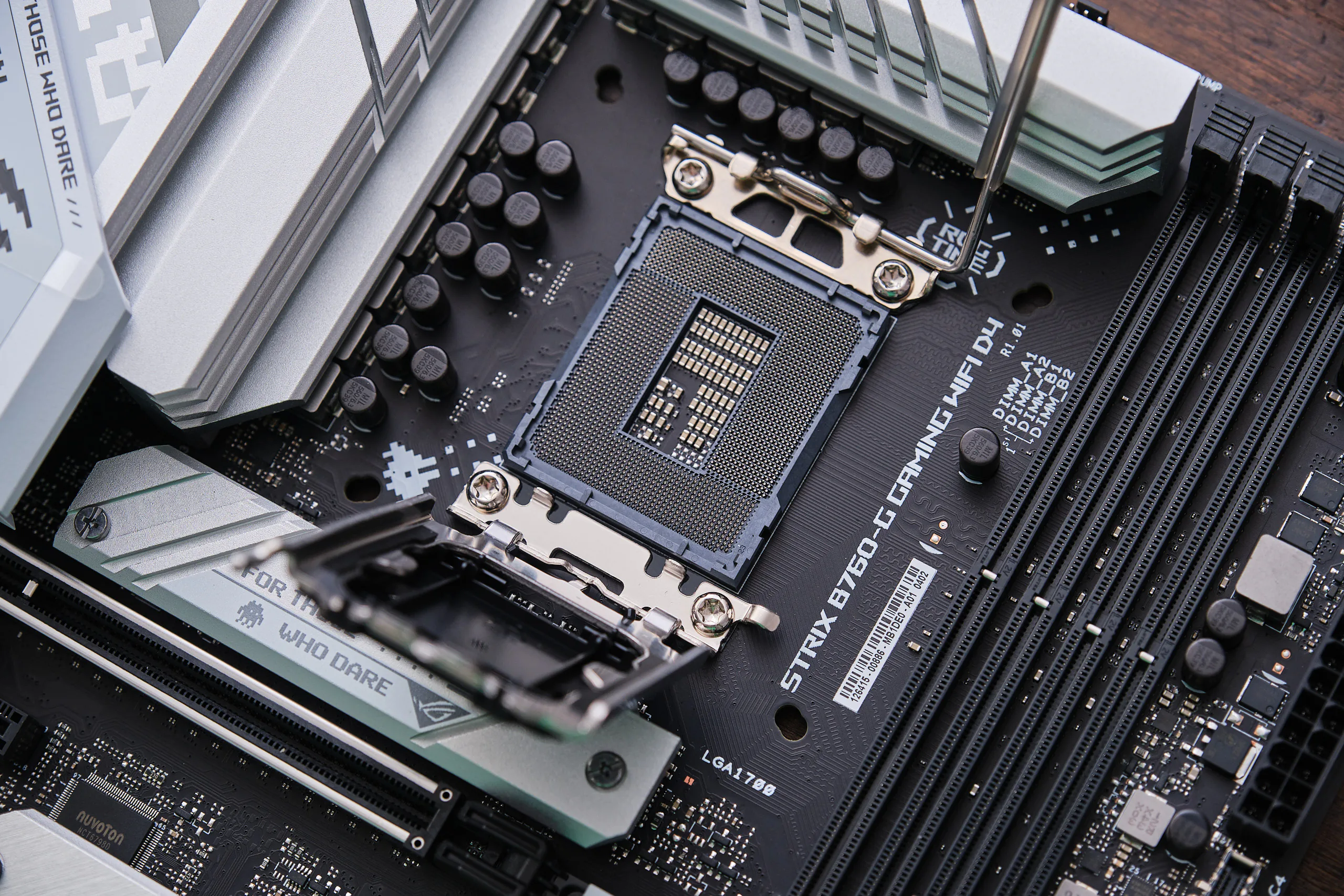 Trên tay bo mạch chủ ASUS ROG Strix B760-G Gaming WiFi D4: Hiệu năng mạnh mẽ gói gọn trong kích cỡ m-ATX