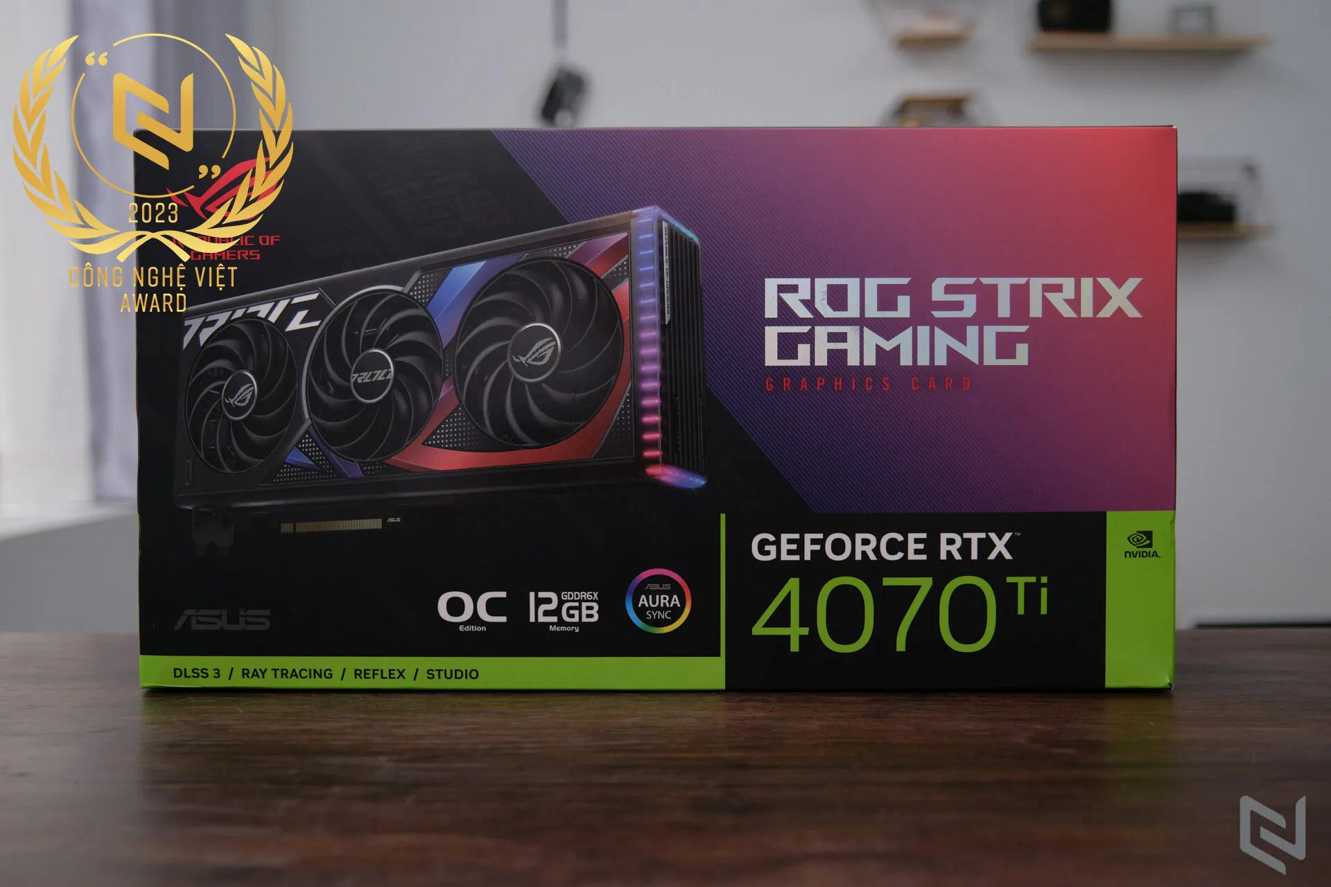 Trên tay card đồ họa ASUS ROG Strix RTX 4070 Ti 12GB GDDR6X OC Edition: Hiệu năng khủng, thiết kế đẹp, tản nhiệt tối đa