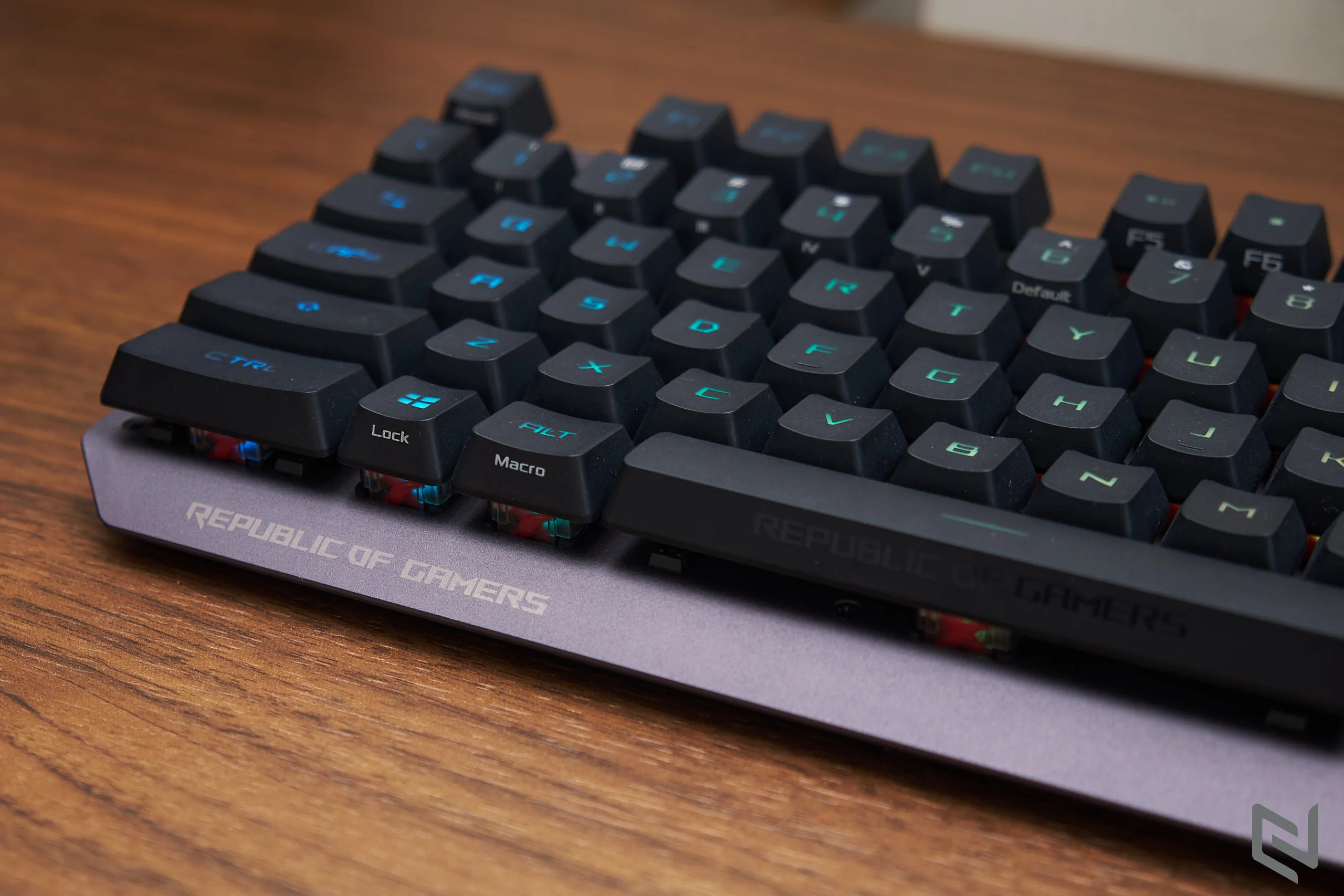 Đánh giá bàn phím cơ ASUS ROG Strix Scope RX: Kích thước full size, switch ROG RX Red chất lượng và phản hồi nhanh