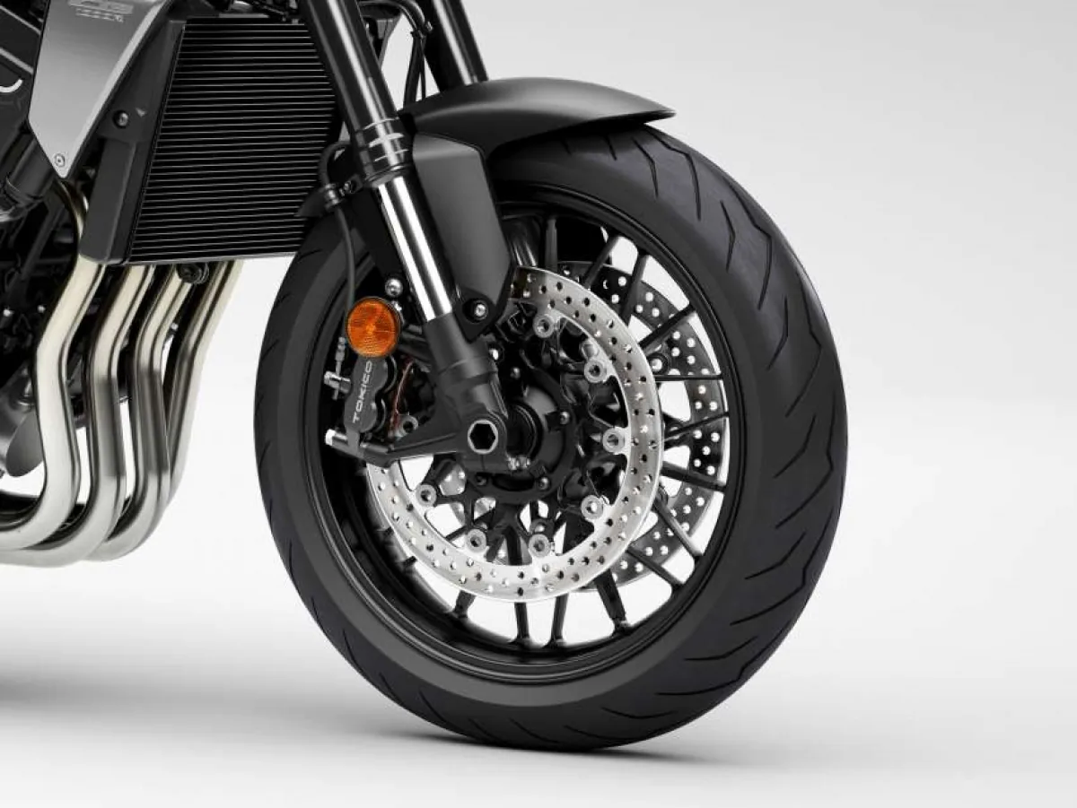 Honda Việt Nam giới thiệu CB1000R phiên bản mới 2023