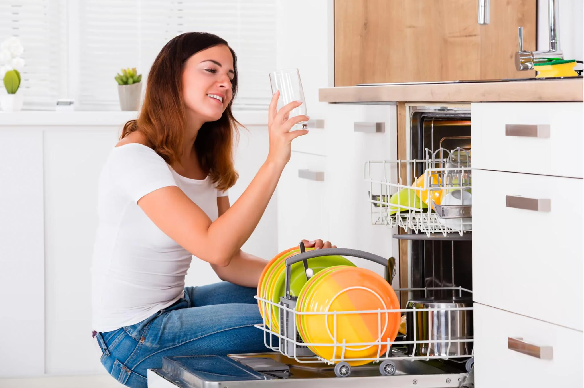 Thoát kiếp rửa chén dĩa ngày Tết nhờ tuyệt chiêu cực hay này