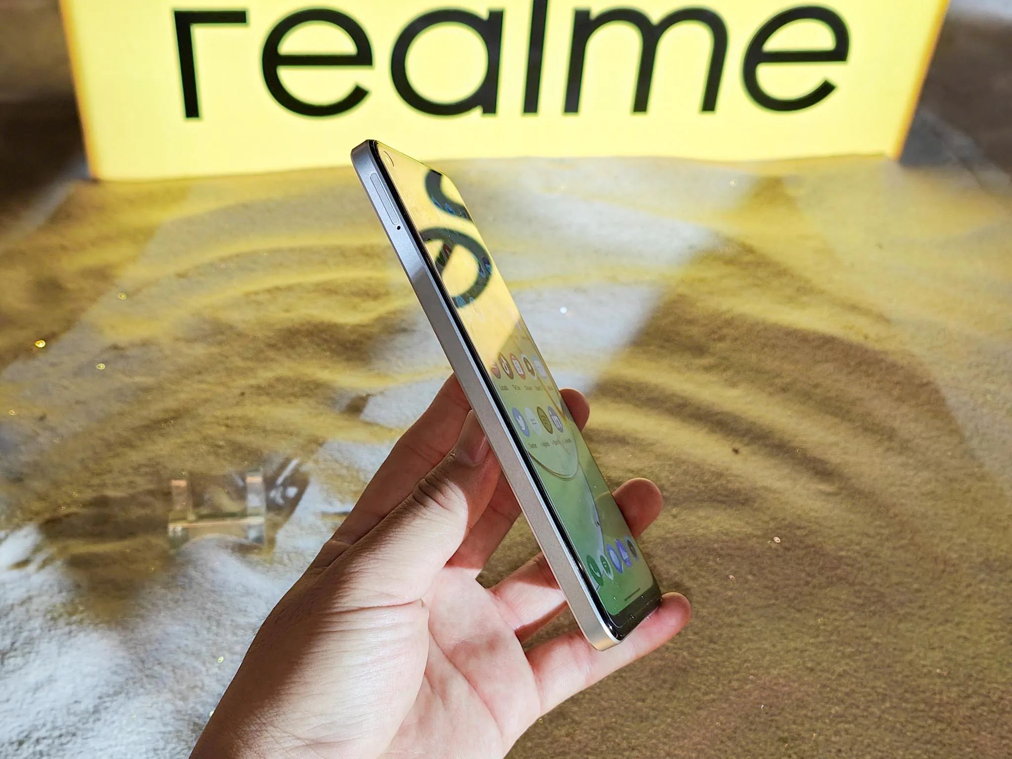 Ra mắt realme 10 tại Việt Nam - Thiết kế đầy phong cách, hiệu năng mạnh mẽ cùng camera AI 50MP
