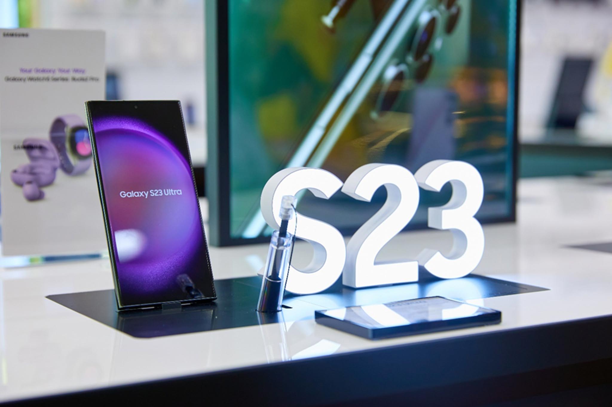 Mở Bán Sớm Galaxy S23 Series: Samsung Cùng Thế Giới Di Động Ra Mắt Thương Hiệu Chuỗi Bán Lẻ GalaxyZone