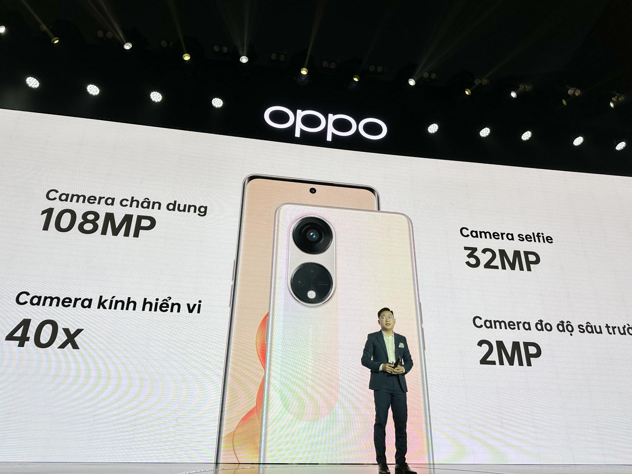 OPPO ra mắt Reno8 T Series tại Việt Nam, tái định vị smartphone trong phân khúc tầm trung