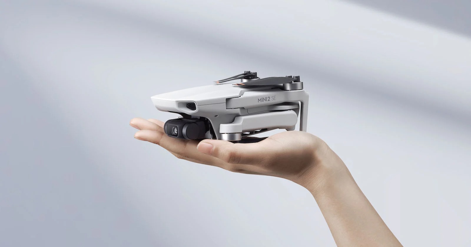 DJI ra mắt drone Mini 2 SE cắt giảm quay 4K với giá bán tốt hơn