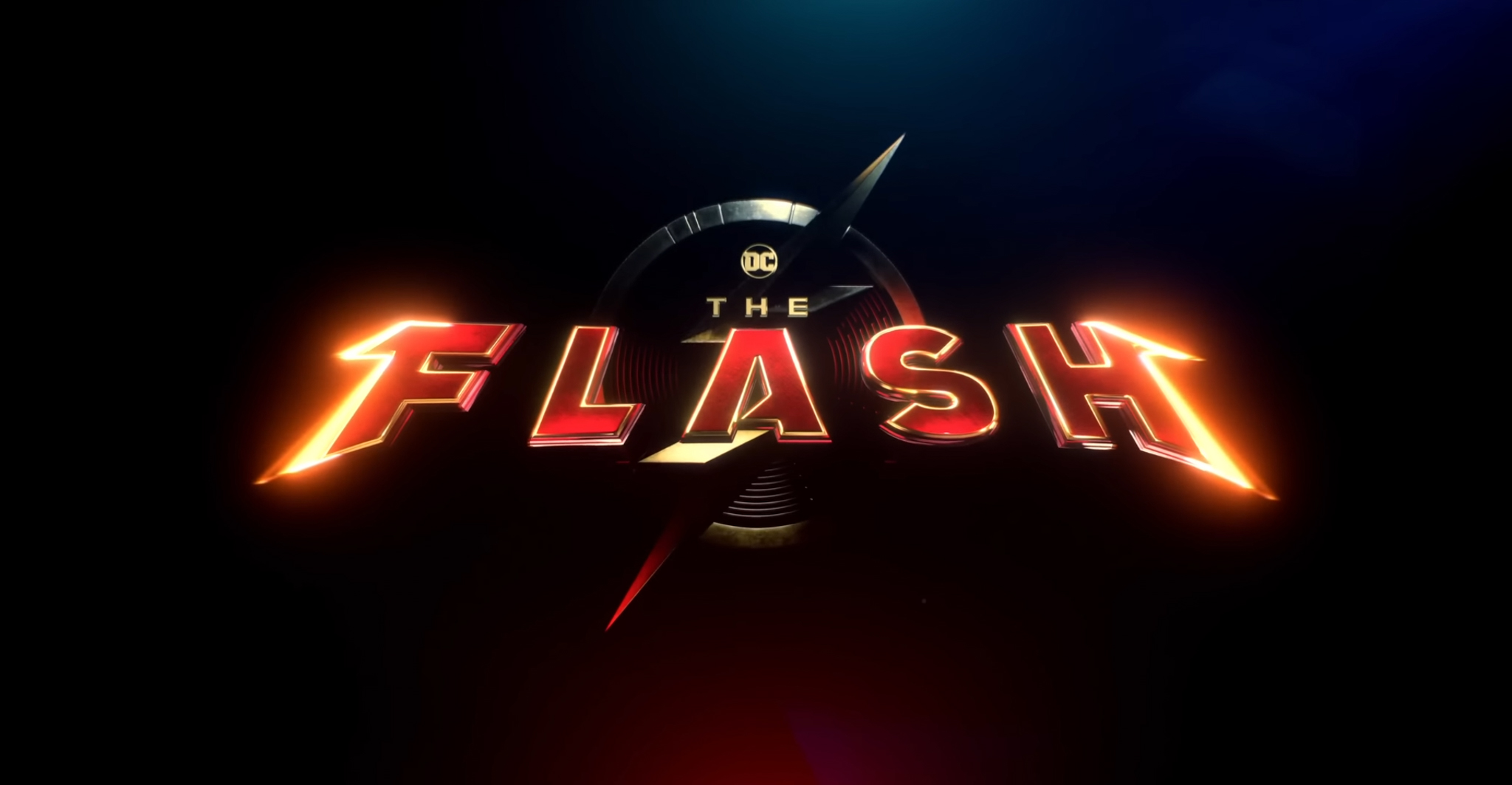 Warner Bros. tung trailer The Flash với loạt nhân vật mới và cả Supergirl!