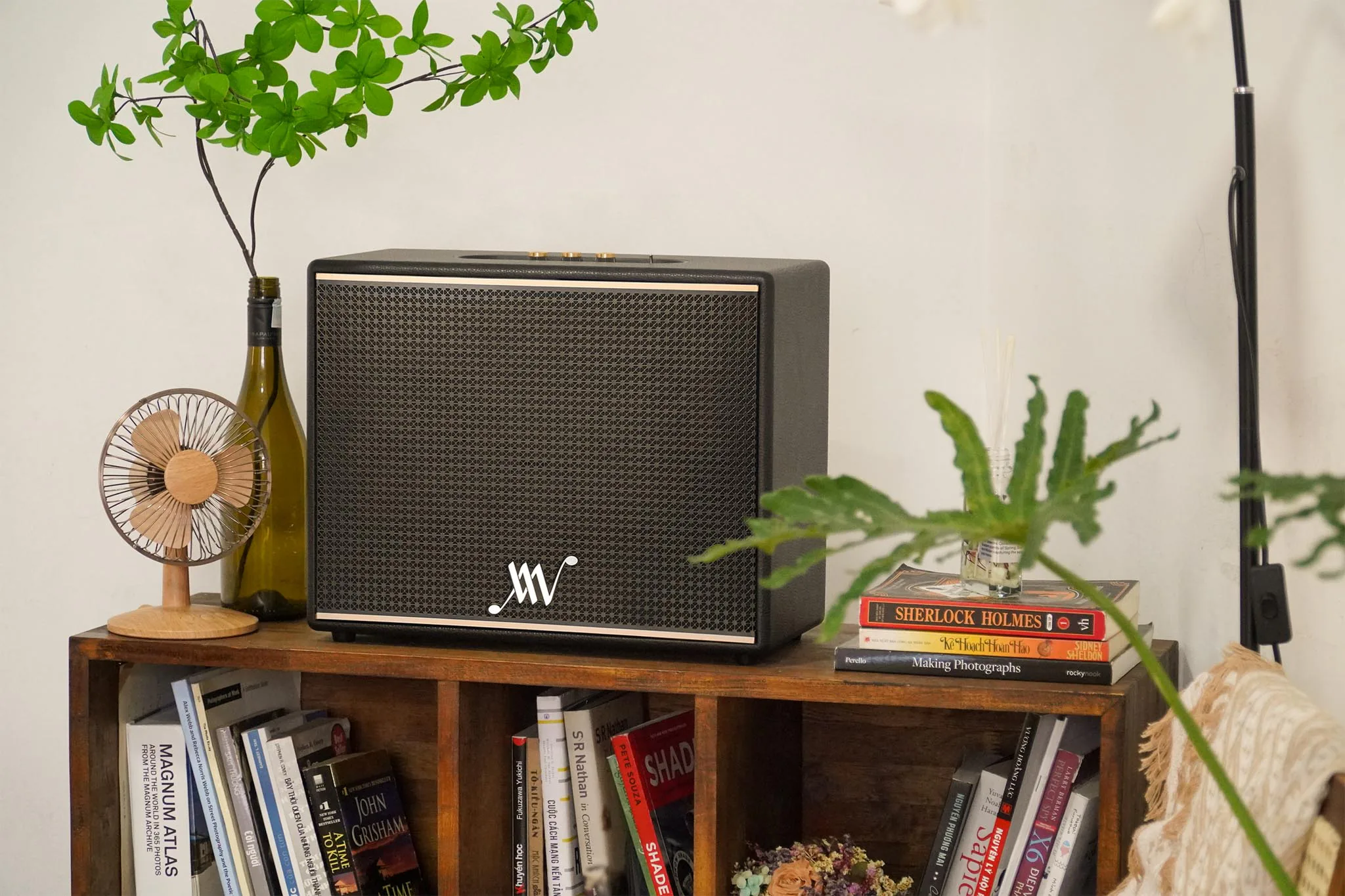 Alpha Works Classic V trải nghiệm chất âm chuẩn mực từ dòng loa bluetooth retro
