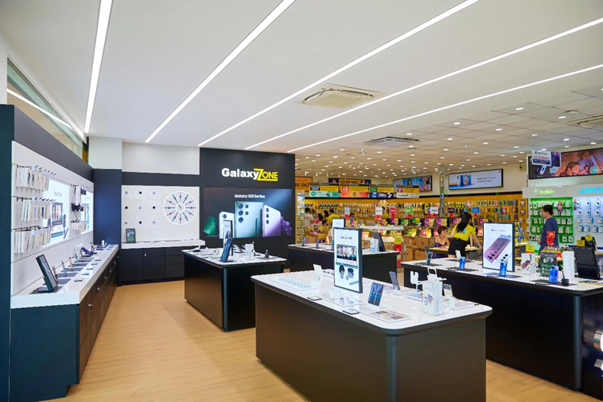 Mở Bán Sớm Galaxy S23 Series: Samsung Cùng Thế Giới Di Động Ra Mắt Thương Hiệu Chuỗi Bán Lẻ GalaxyZone