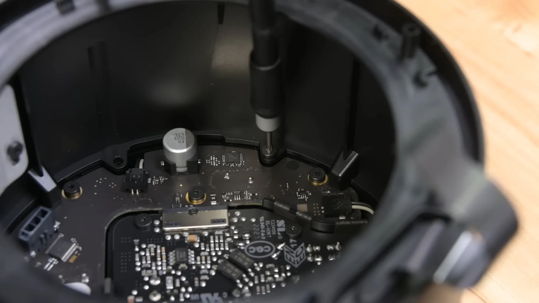 Tháo tung HomePod 2 cùng iFixit: ít keo dính hơn, dễ sửa hơn rất nhiều