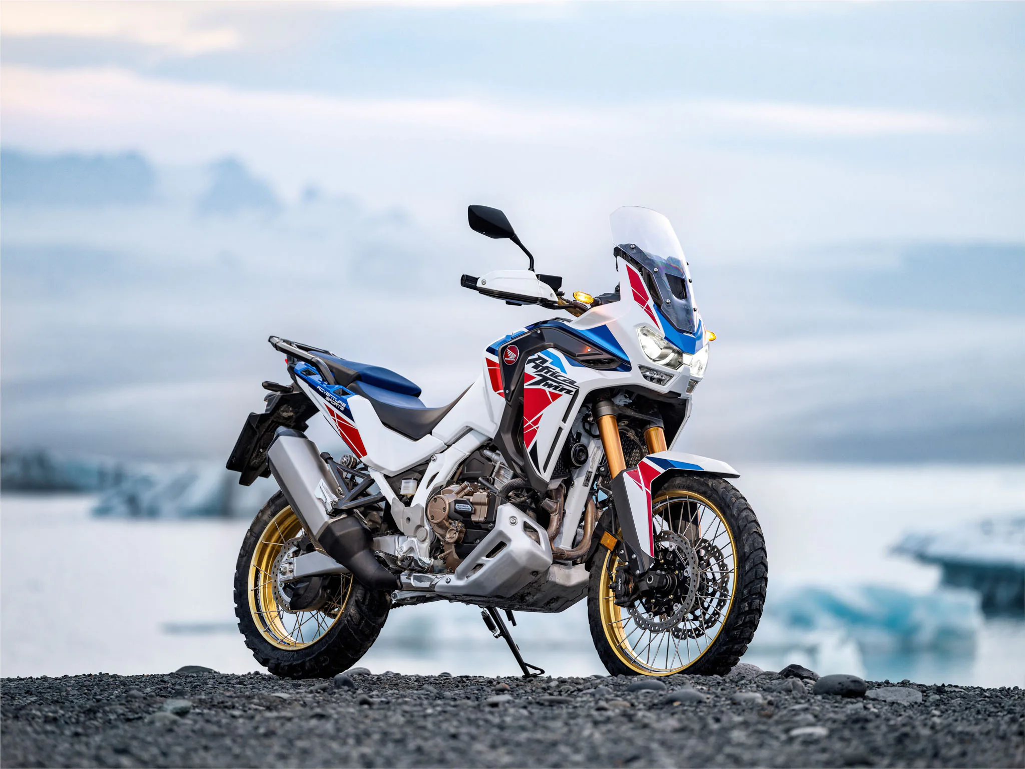 Honda Việt Nam ra mắt Africa Twin 2023 mới với hai phiên bản, giá từ 590 triệu đồng