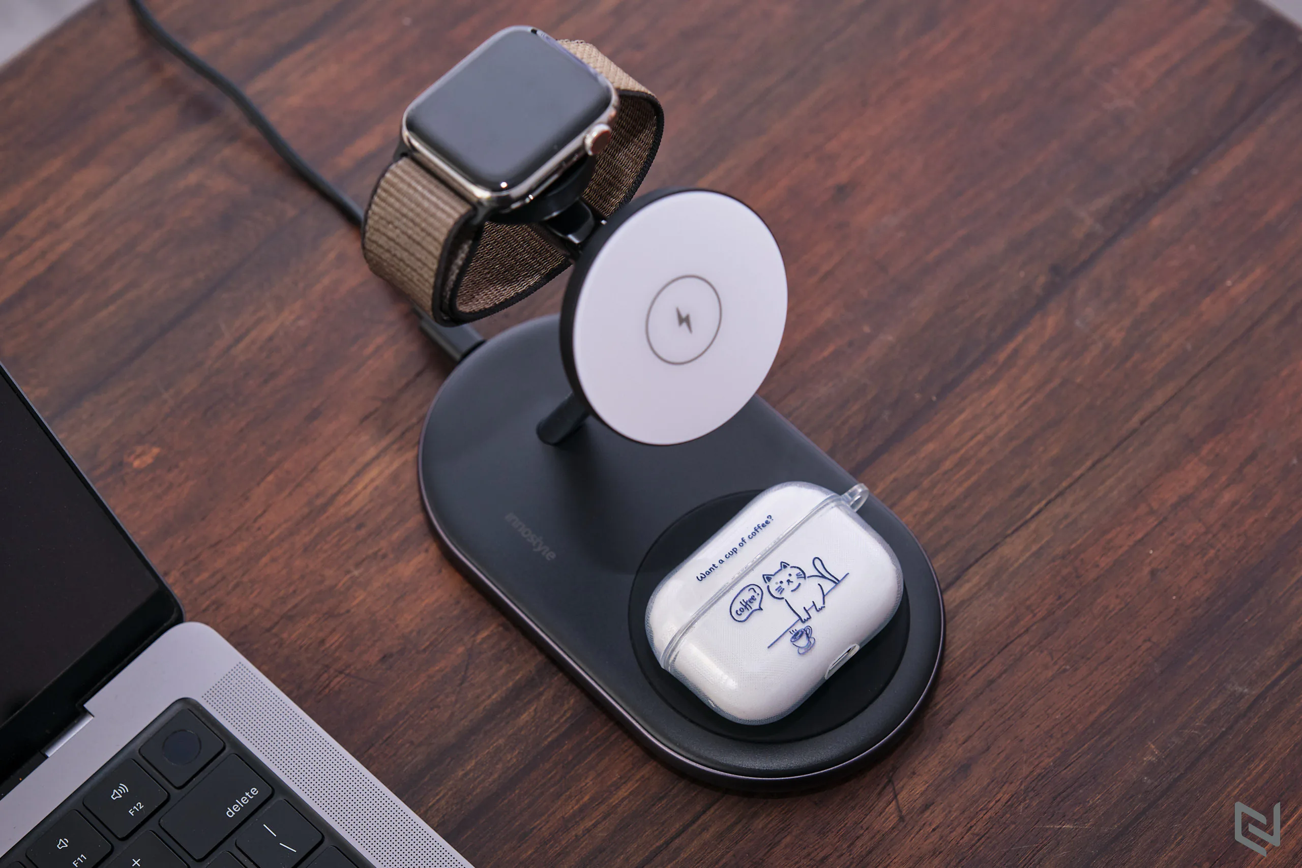Trên tay đế sạc Innostyle MagStation 3-in-1: Sạc không dây cho nhiều thiết bị cùng lúc rất tiện