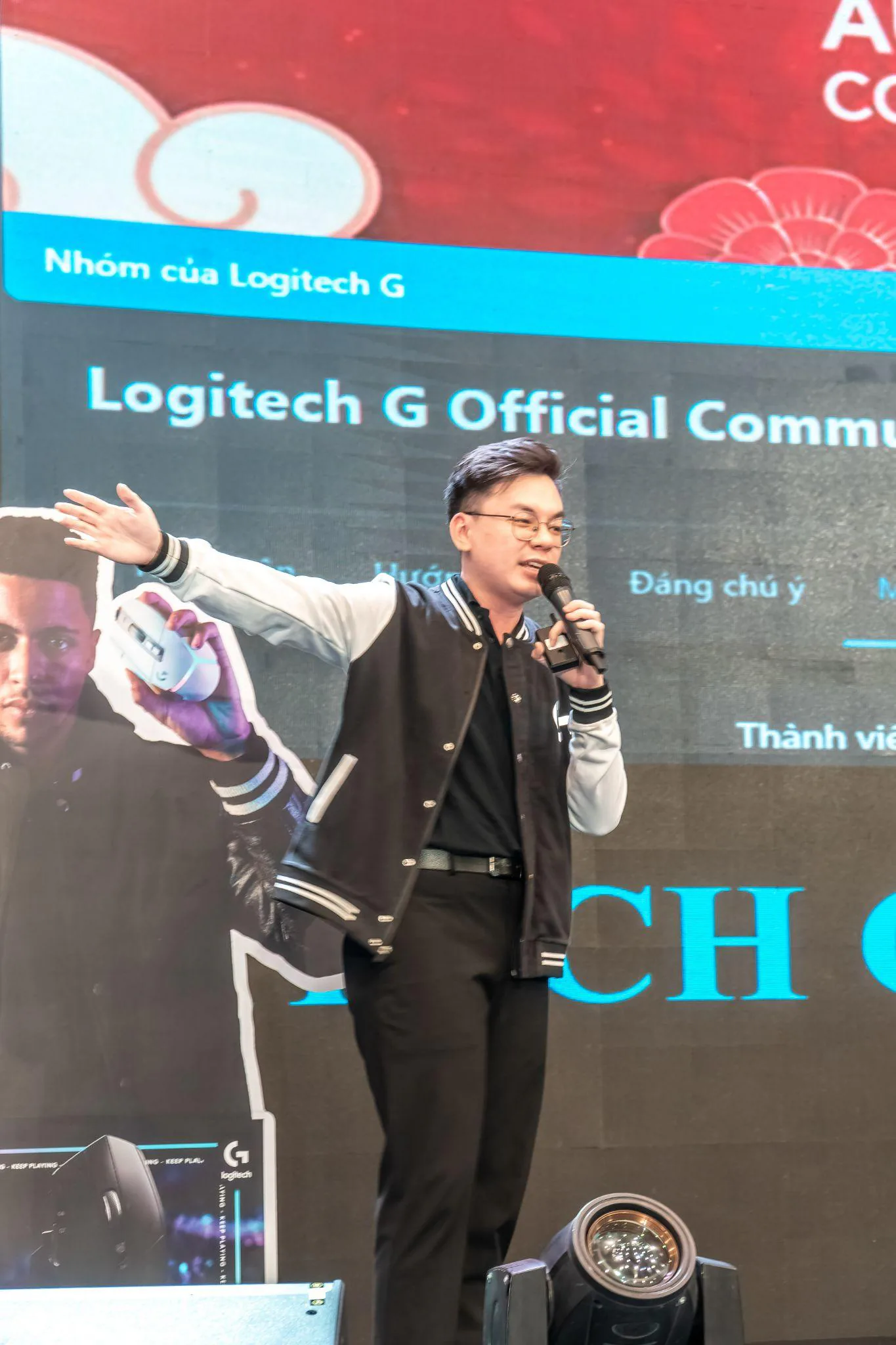 LogitechG gây ấn tượng tại sân chơi Đấu Trường Máy Tính mùa 11