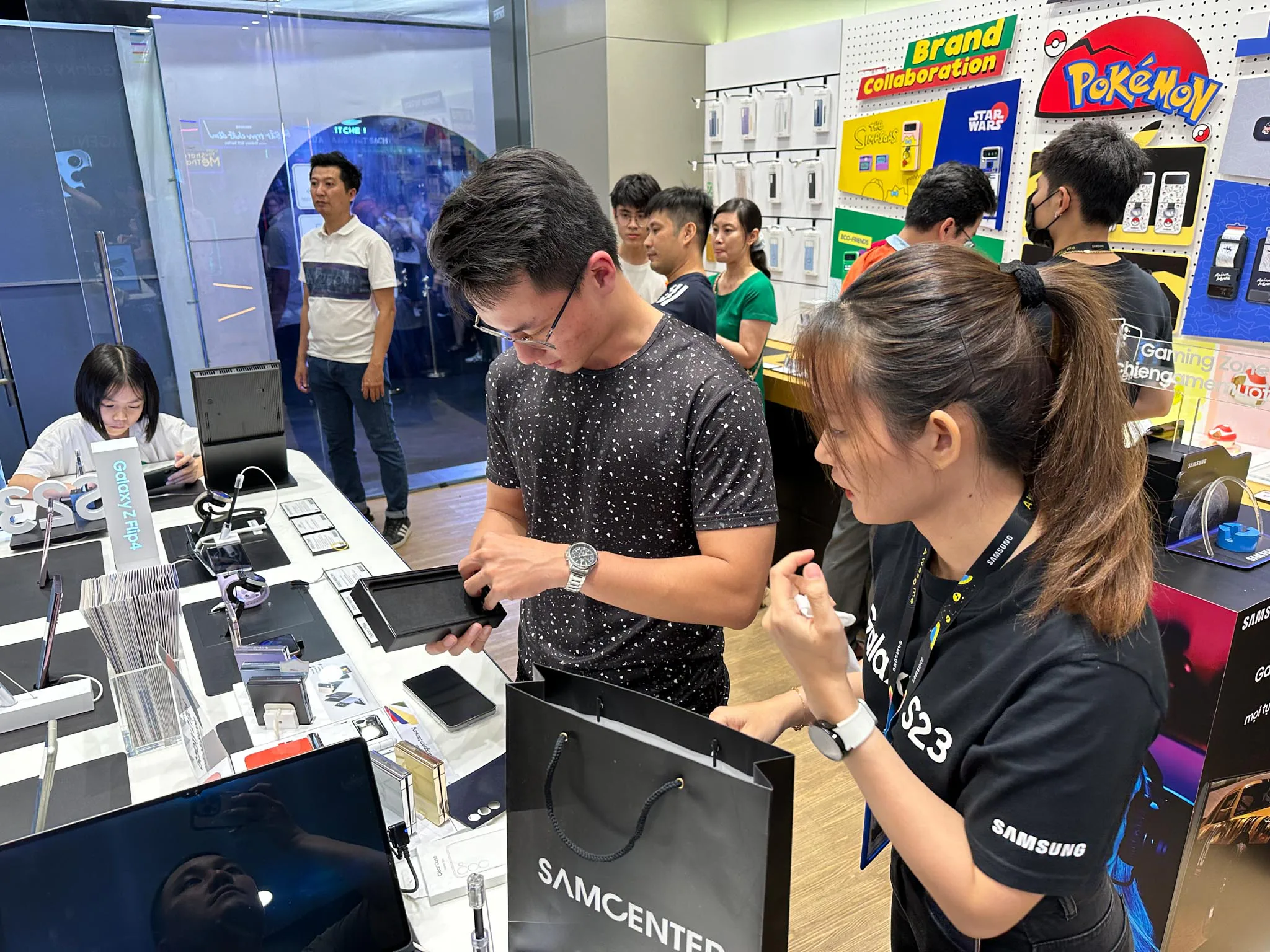 SamCenter mở bán sớm Galaxy S23 series tại 19 cửa hàng trên toàn quốc