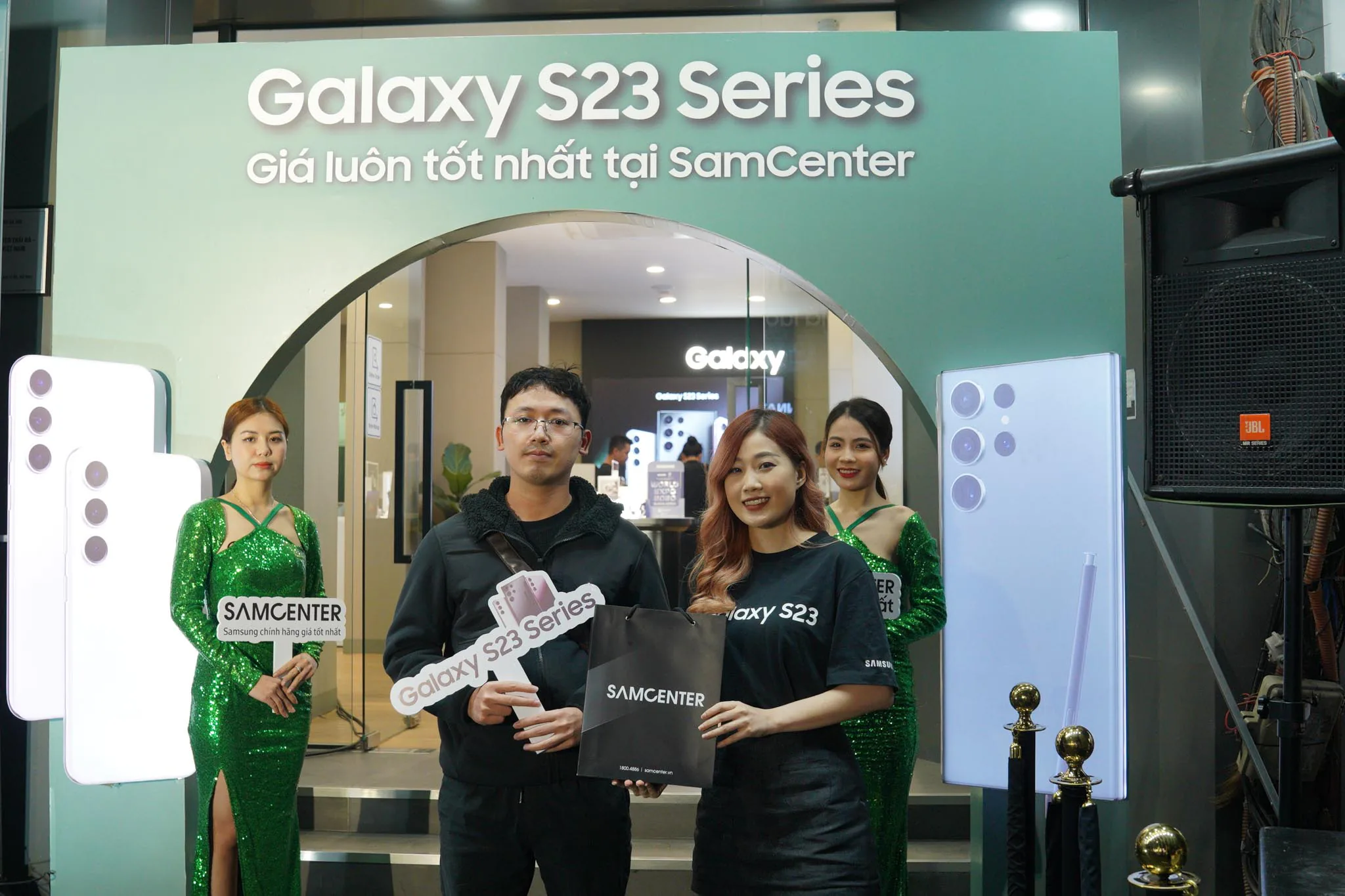 SamCenter mở bán sớm Galaxy S23 series tại 19 cửa hàng trên toàn quốc
