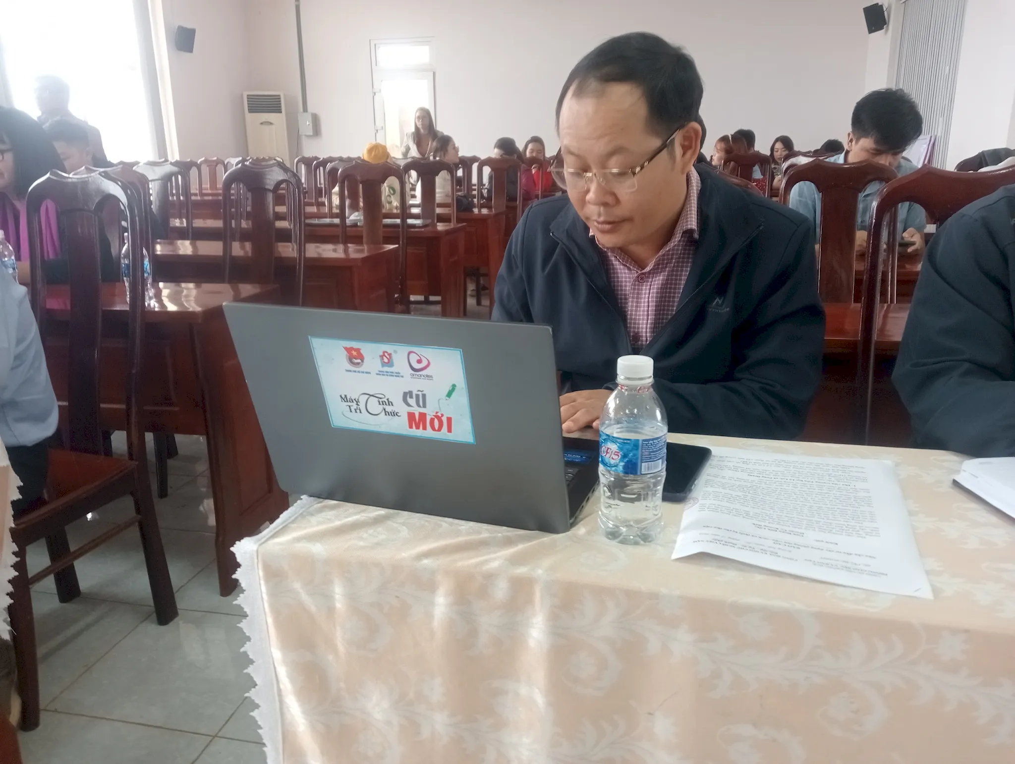 Hưởng ứng tháng thanh niên 2023, Amanotes trao tặng 30 chiếc laptop cho địa bàn Thành phố Hồ Chí Minh và tỉnh Đắk Lắk