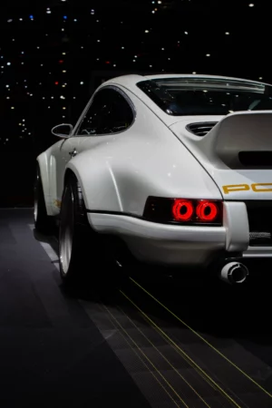 Hình nền đẹp và chất lượng cao cho iPhone chủ đề xe Porsche 911