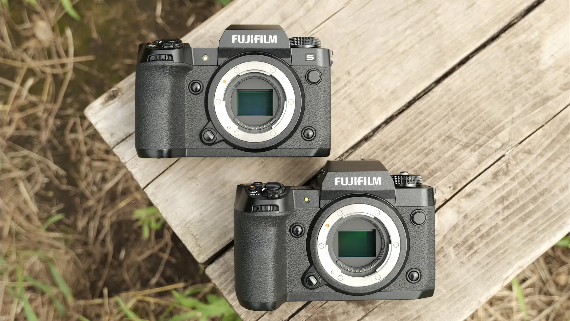 Fujifilm tung cập nhật firmware cho máy ảnh X-H2, X-H2s và phụ kiện FT-XH
