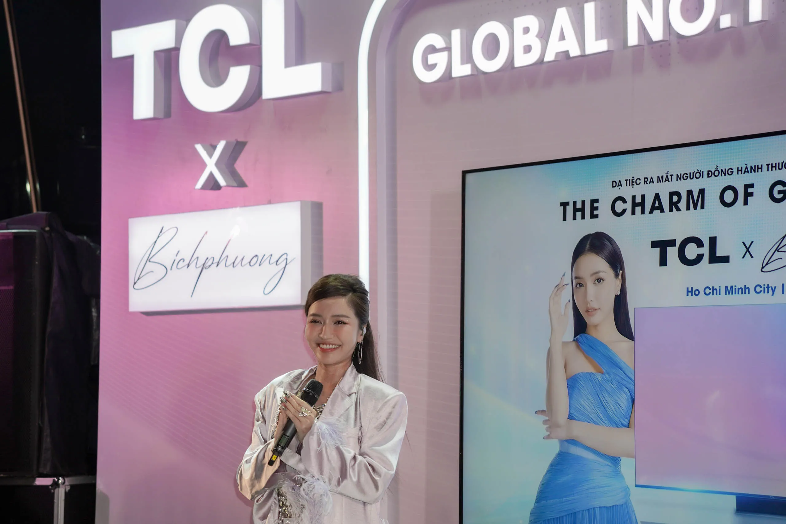 TCL công bố ca sĩ Bích Phương là người đồng hành thương hiệu 2023