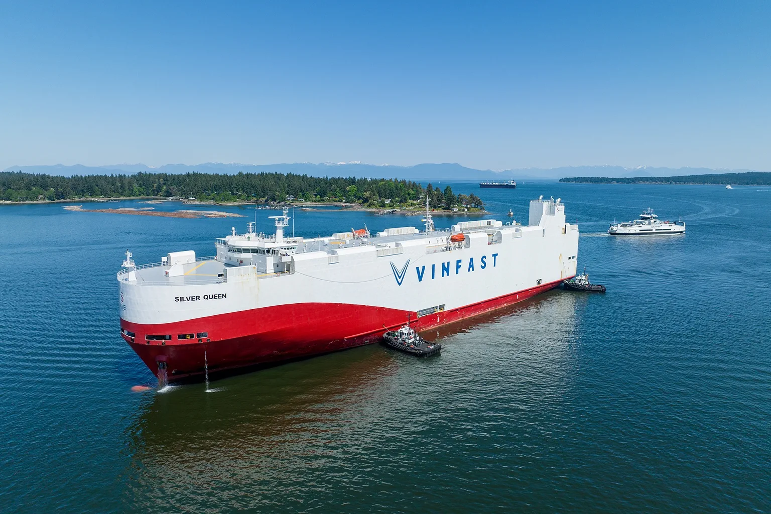 Lô xe VinFast VF 8 đầu tiên cập cảng Canada – Sẵn sàng bàn giao từ tháng 6/2023