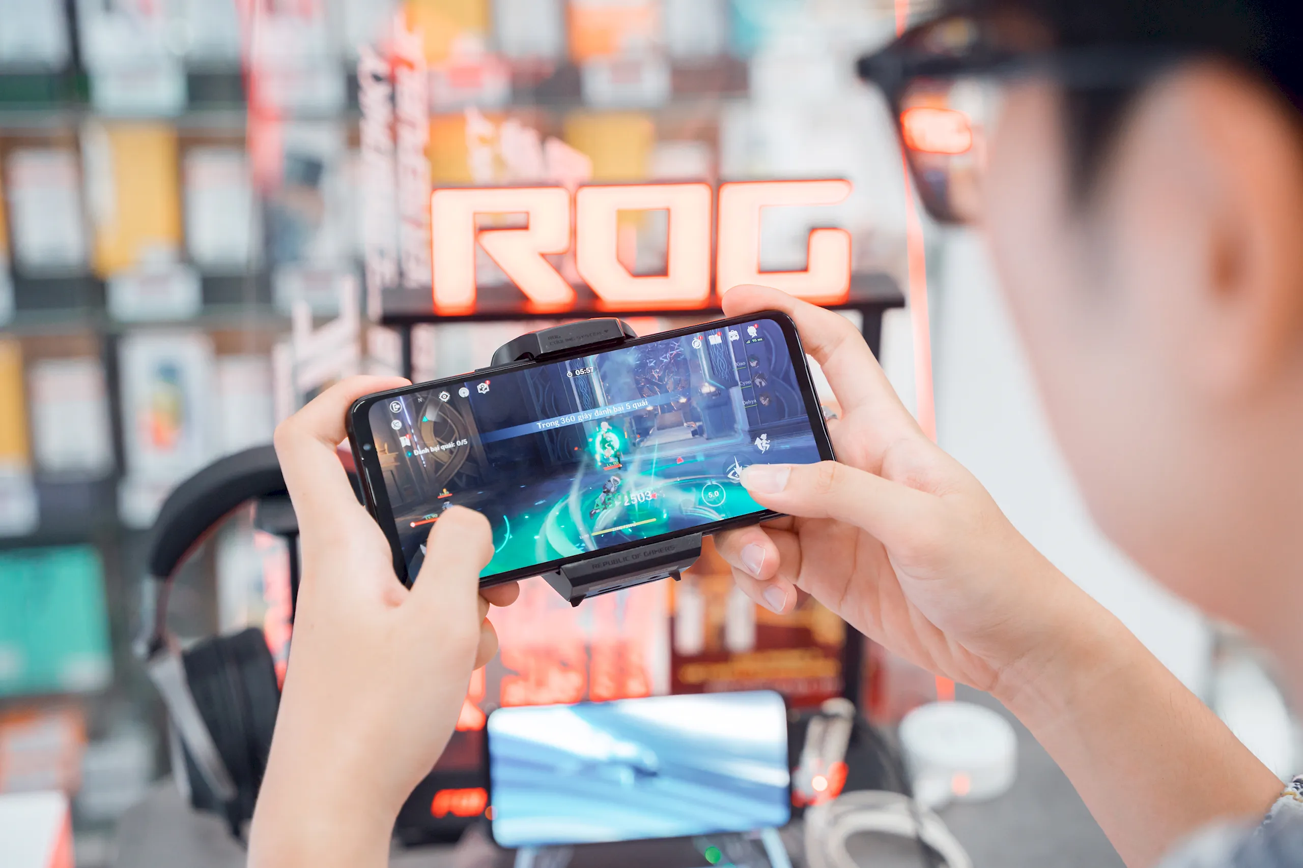 CellphoneS độc quyền mở bán ROG Phone 7 phiên bản cao cấp nhất