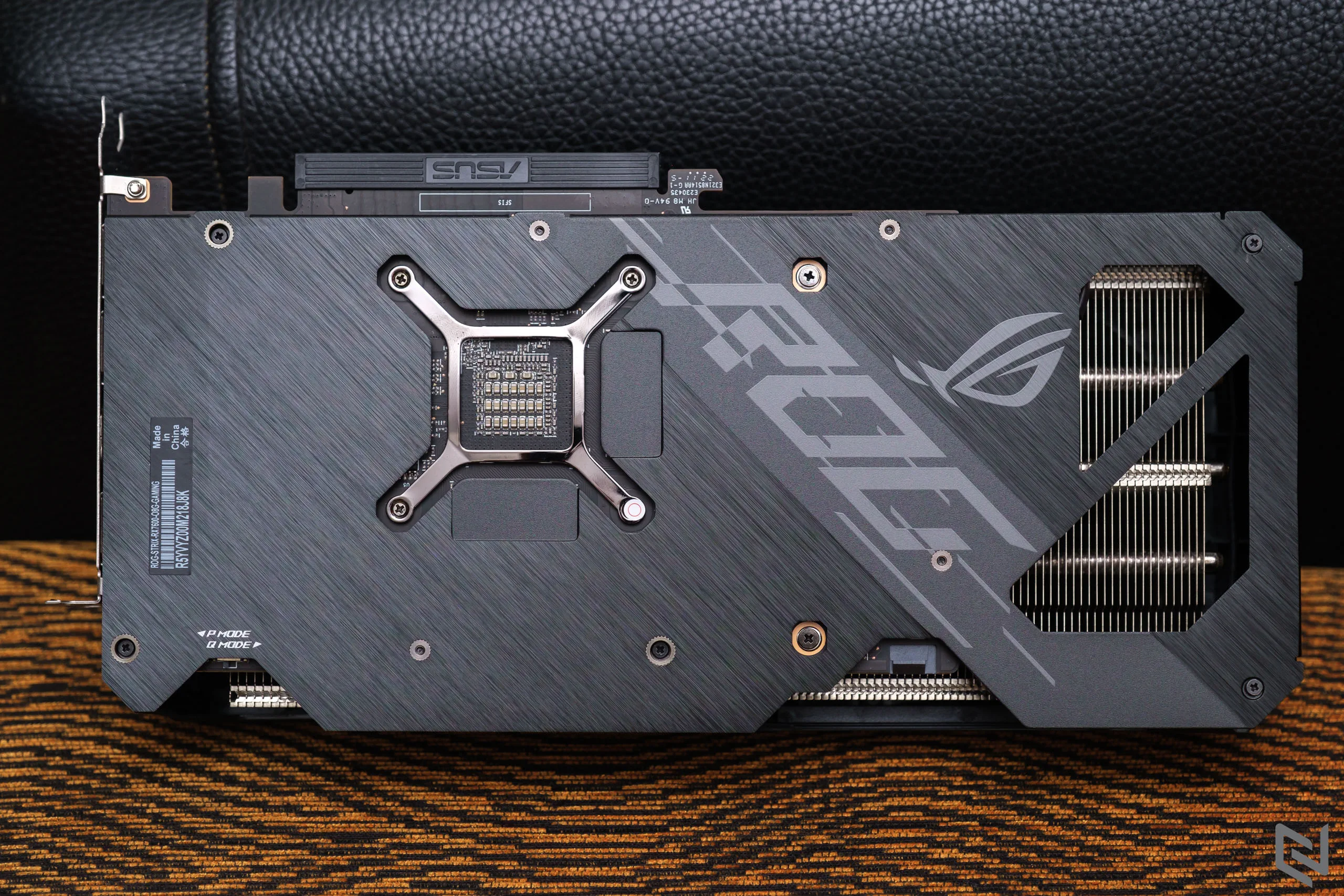 Trên tay card đồ hoạ ASUS ROG Strix AMD Radeon RX 7600 OC 8GB: Thiết kế đẹp, kiến trúc RDNA3 và khả năng tản nhiệt tối ưu