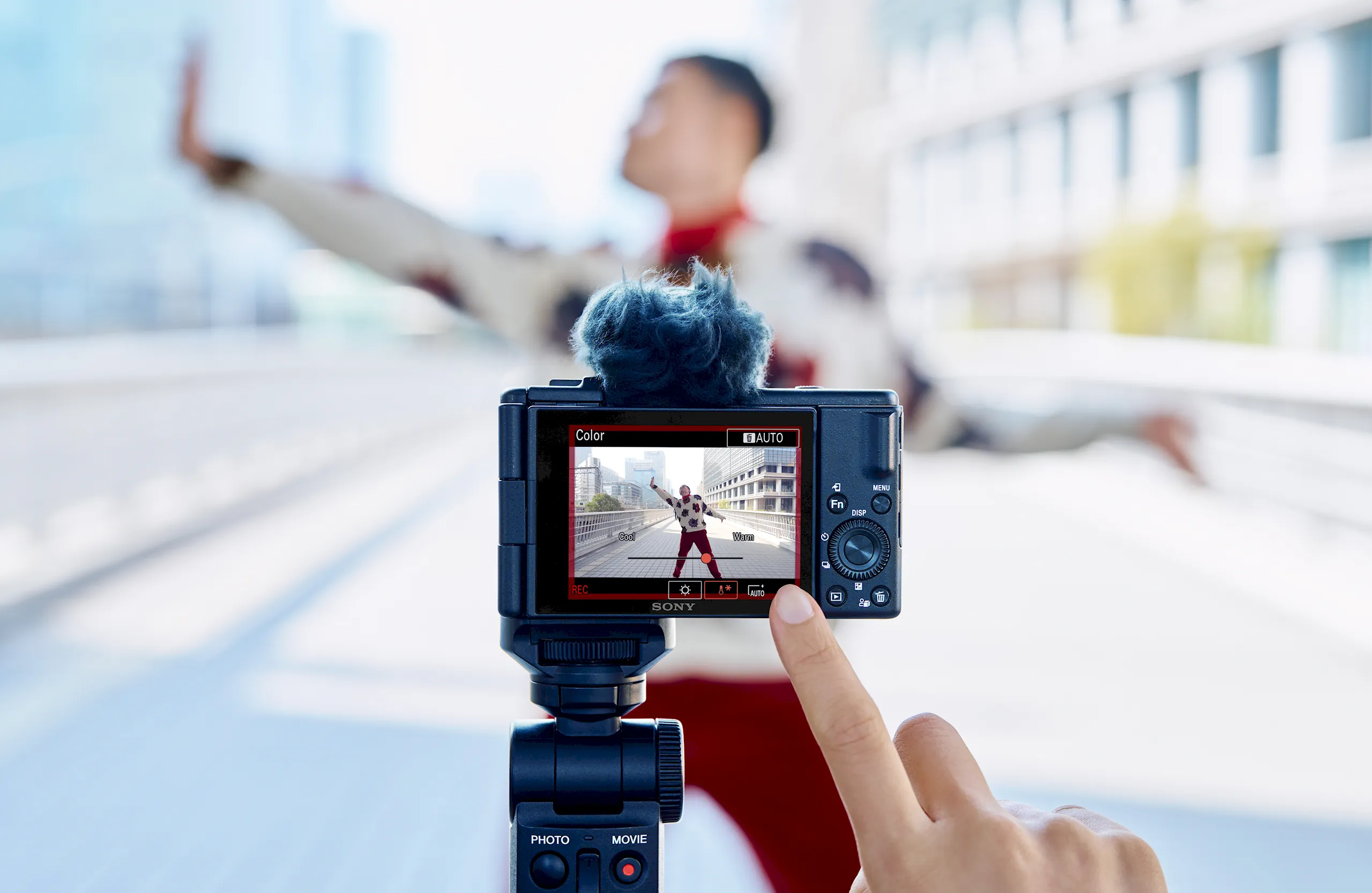 Sony ra mắt máy ảnh vlog Sony ZV-1 II với tiêu cự 18-50mm F1.8-4 mới, giá 22,990,000 VND