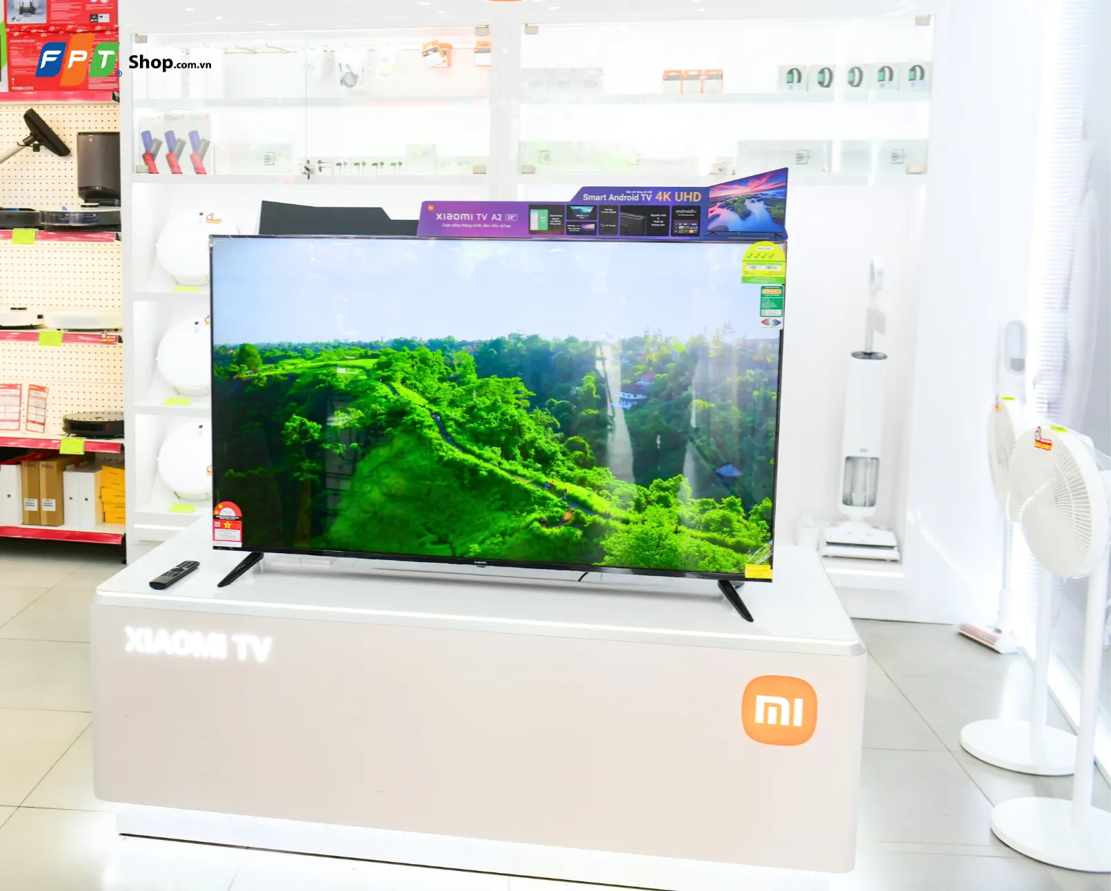 TV Xiaomi đã có mặt tại 355 cửa hàng của FPT Shop với ưu đãi lên đến 40%
